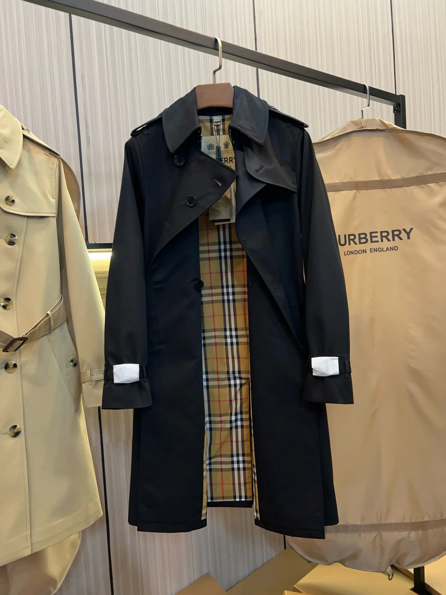 Women's Trench Coats BURBERRY 18145402