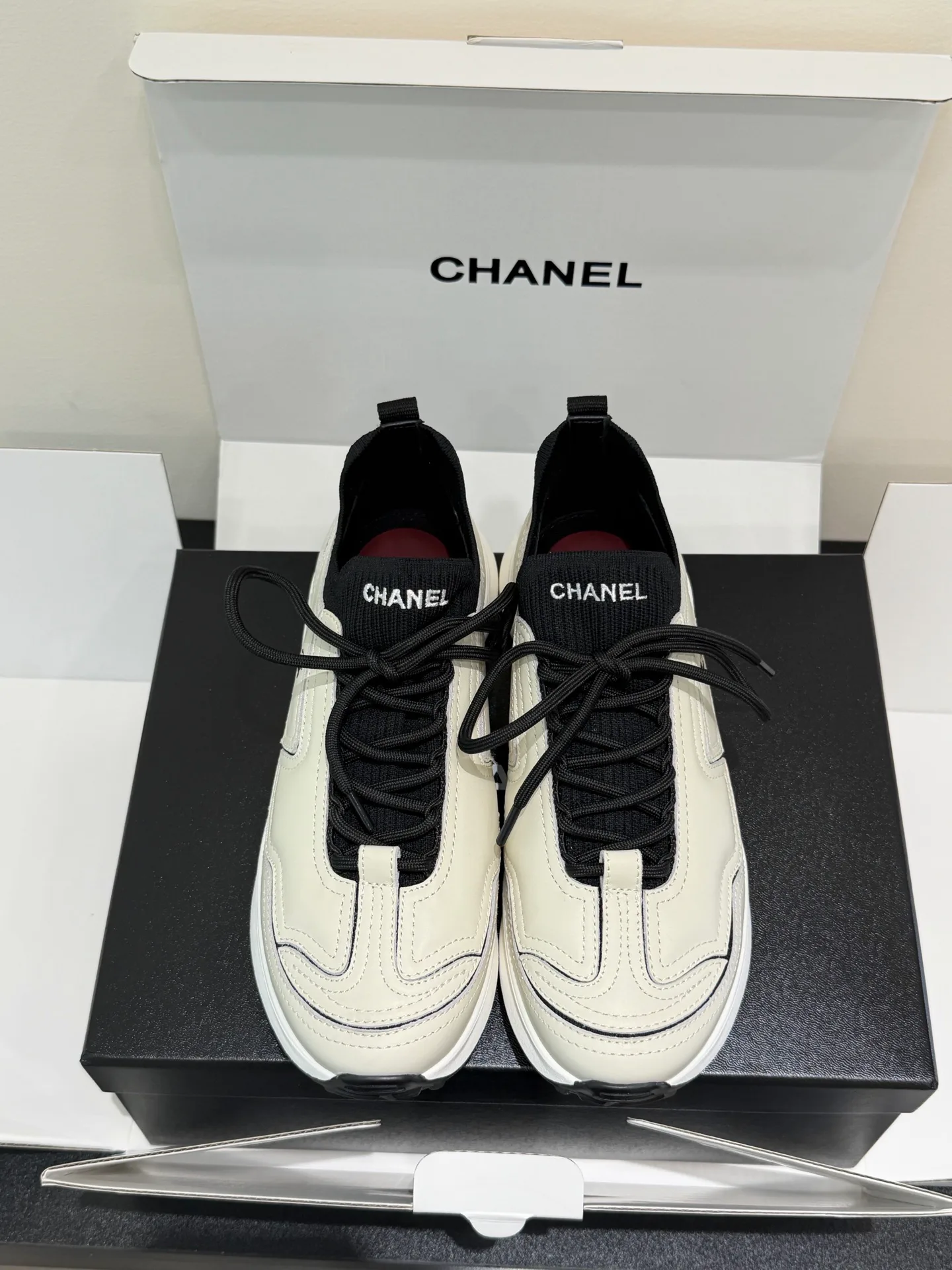 Women's Sneakers CHANEL 17464740