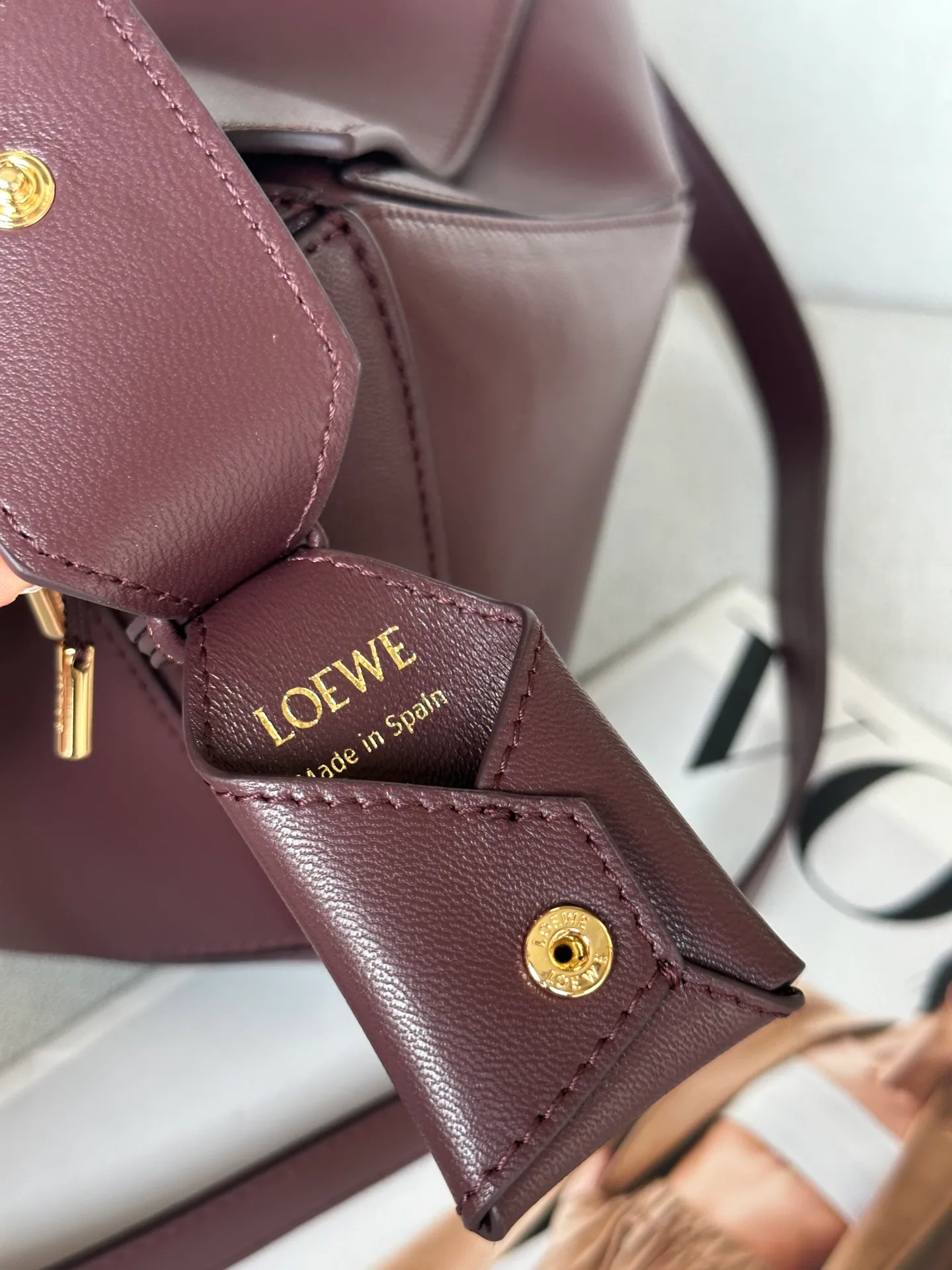 Women's Classic Handbags LOEWE 18434822