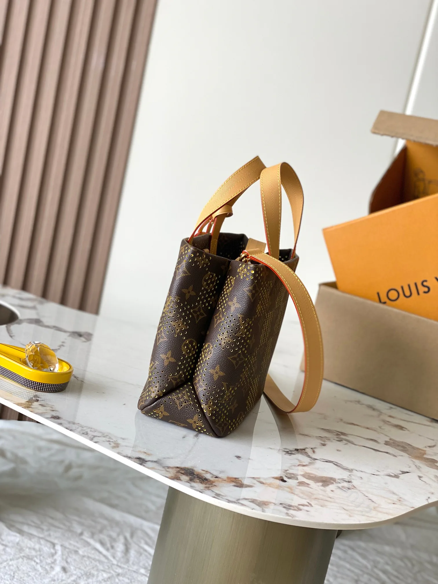 Women's Classic Handbags LOUIS VUITTON 18521086