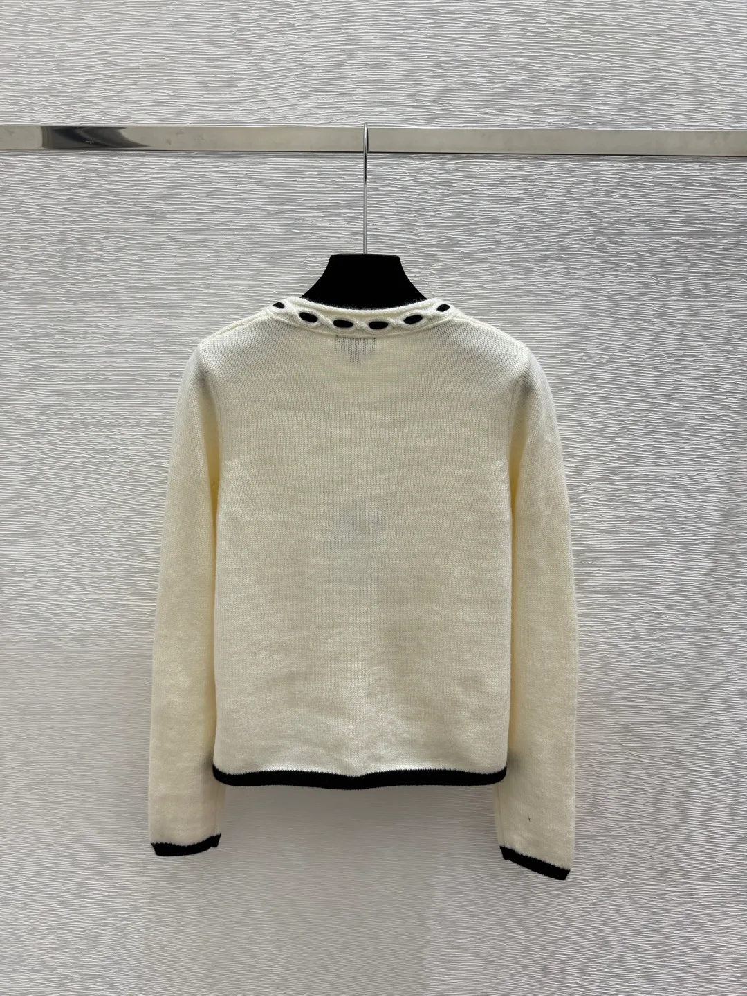 Women's Jumpers And Sweaters CHANEL 18185292
