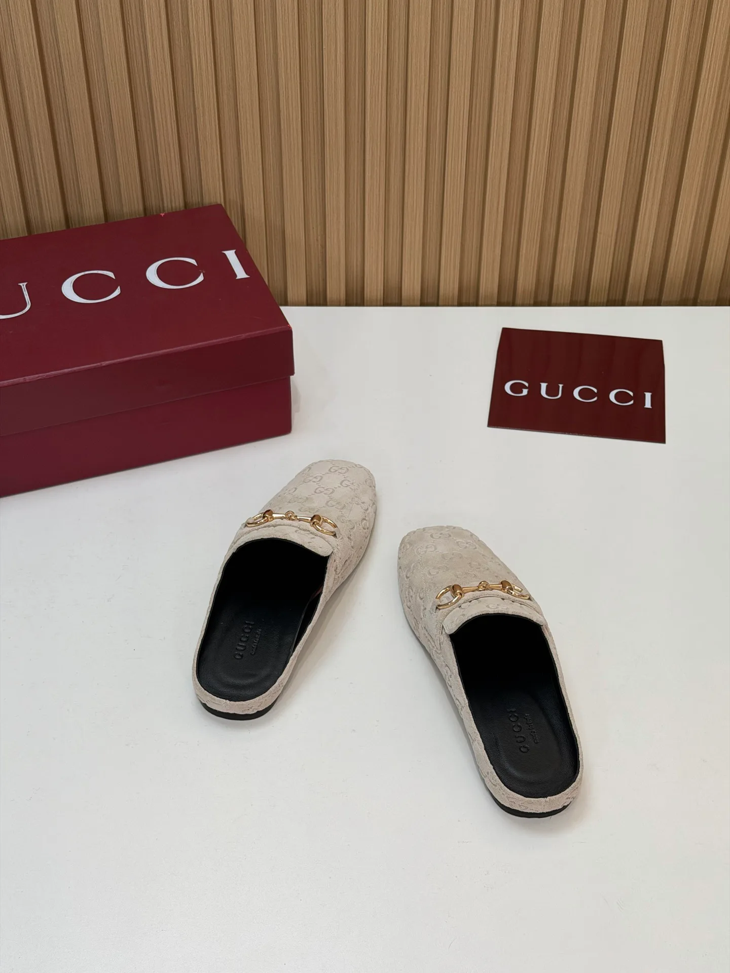 Women's Mules And Clogs GUCCI 18083801