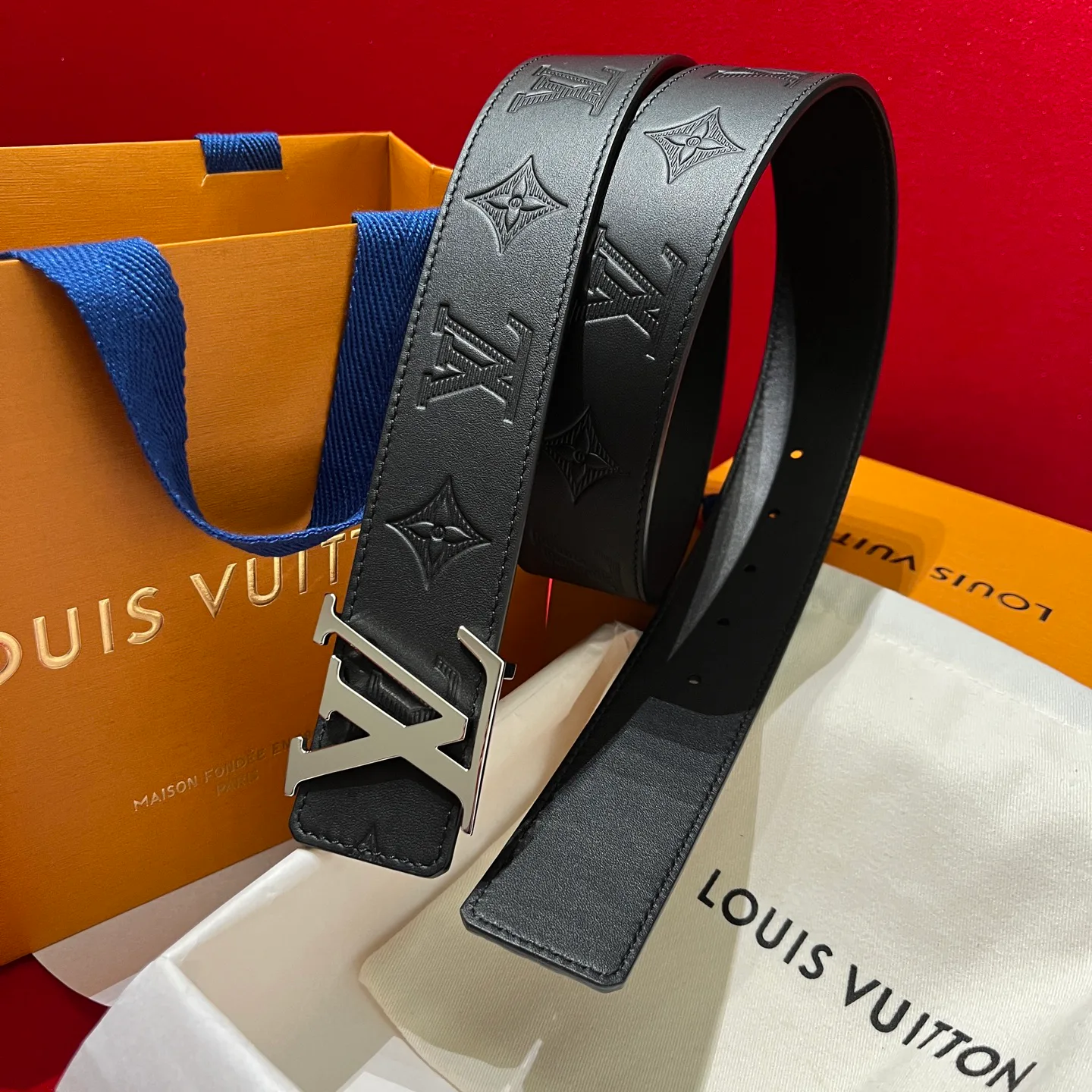 Belts LOUIS VUITTON 17645350