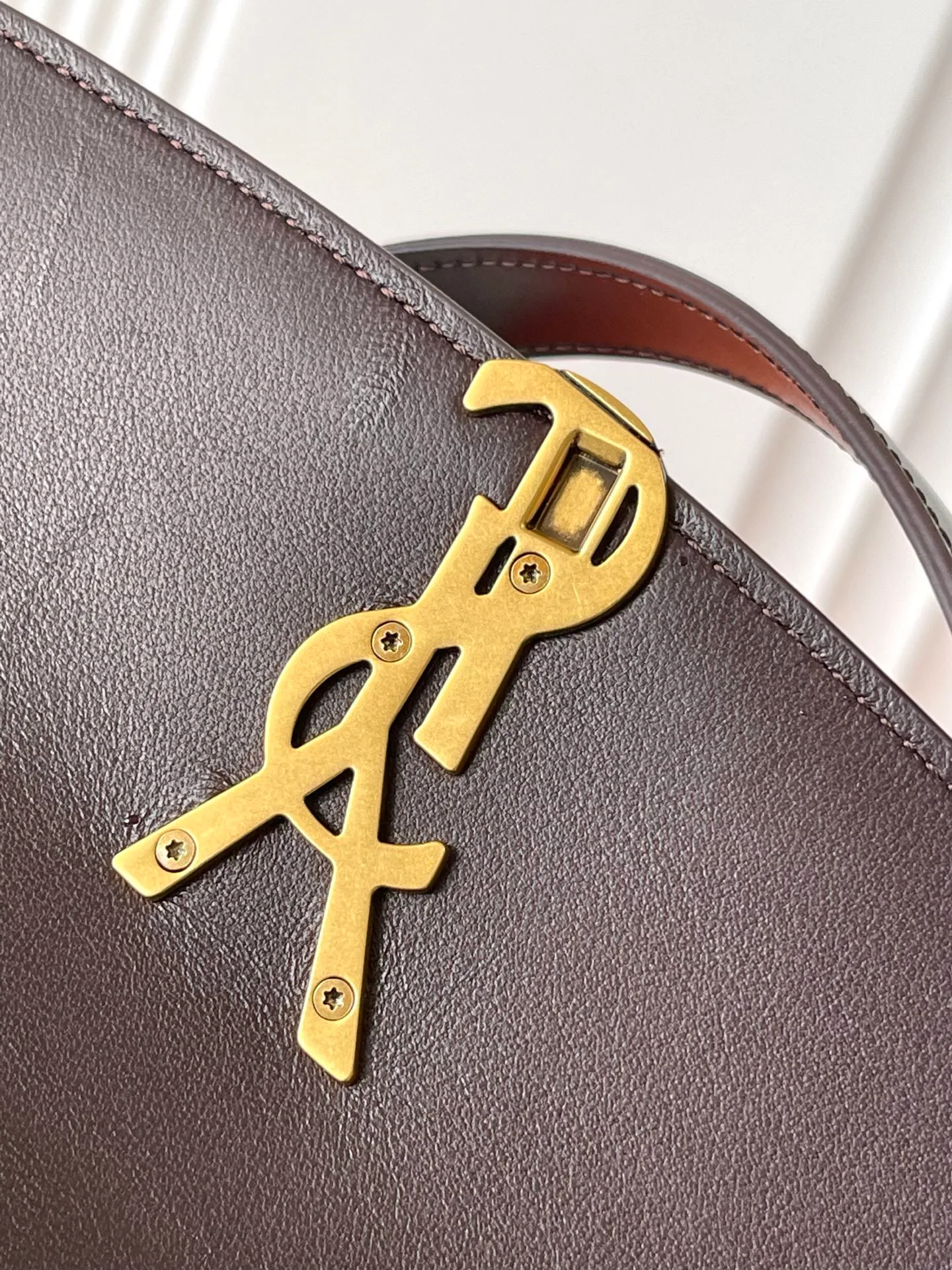 Классические Сумки Женские Saint Laurent 18610987