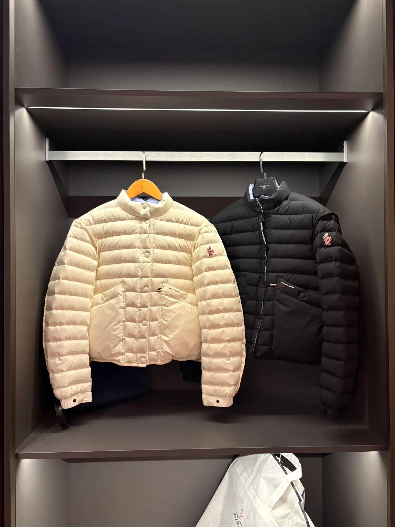 Men's Jackets And Down Jackets MONCLER 18532463