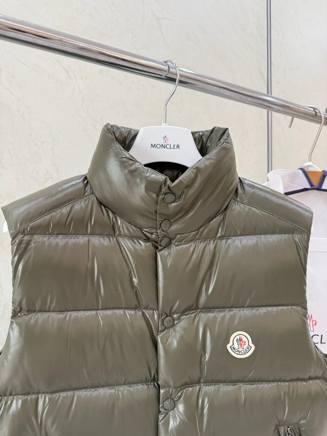 Women's Vests MONCLER 18376097