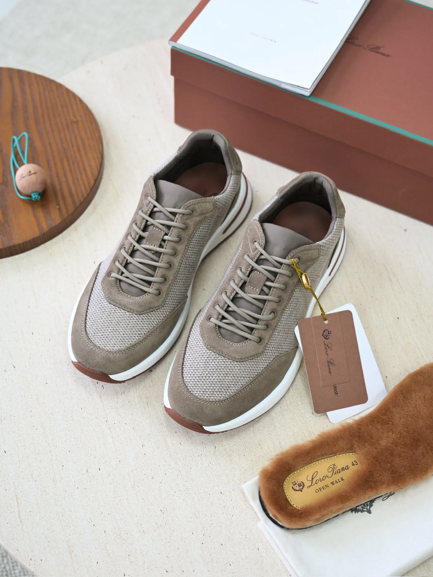 Men's Sneakers LORO PIANA 18382805