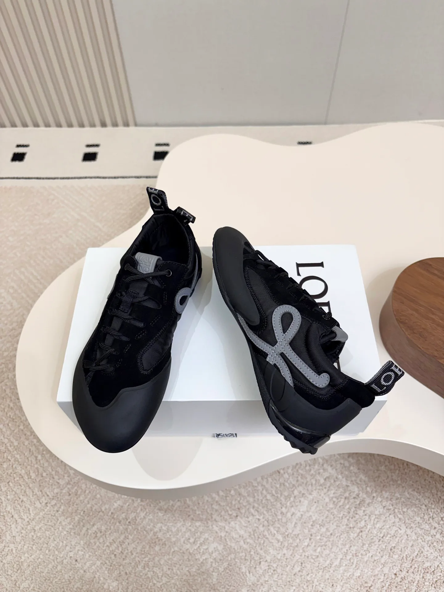 Women's Sneakers LOEWE 18132956