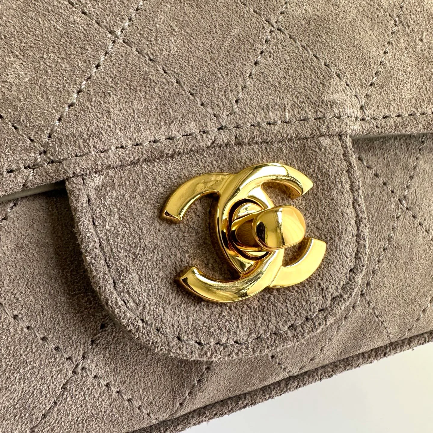 Классические Сумки Женские Chanel 18588914
