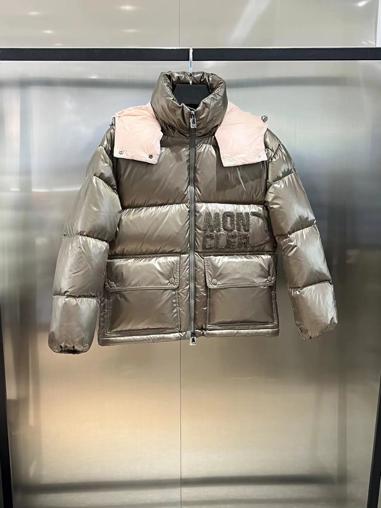 Men's Jackets And Down Jackets MONCLER 18392254