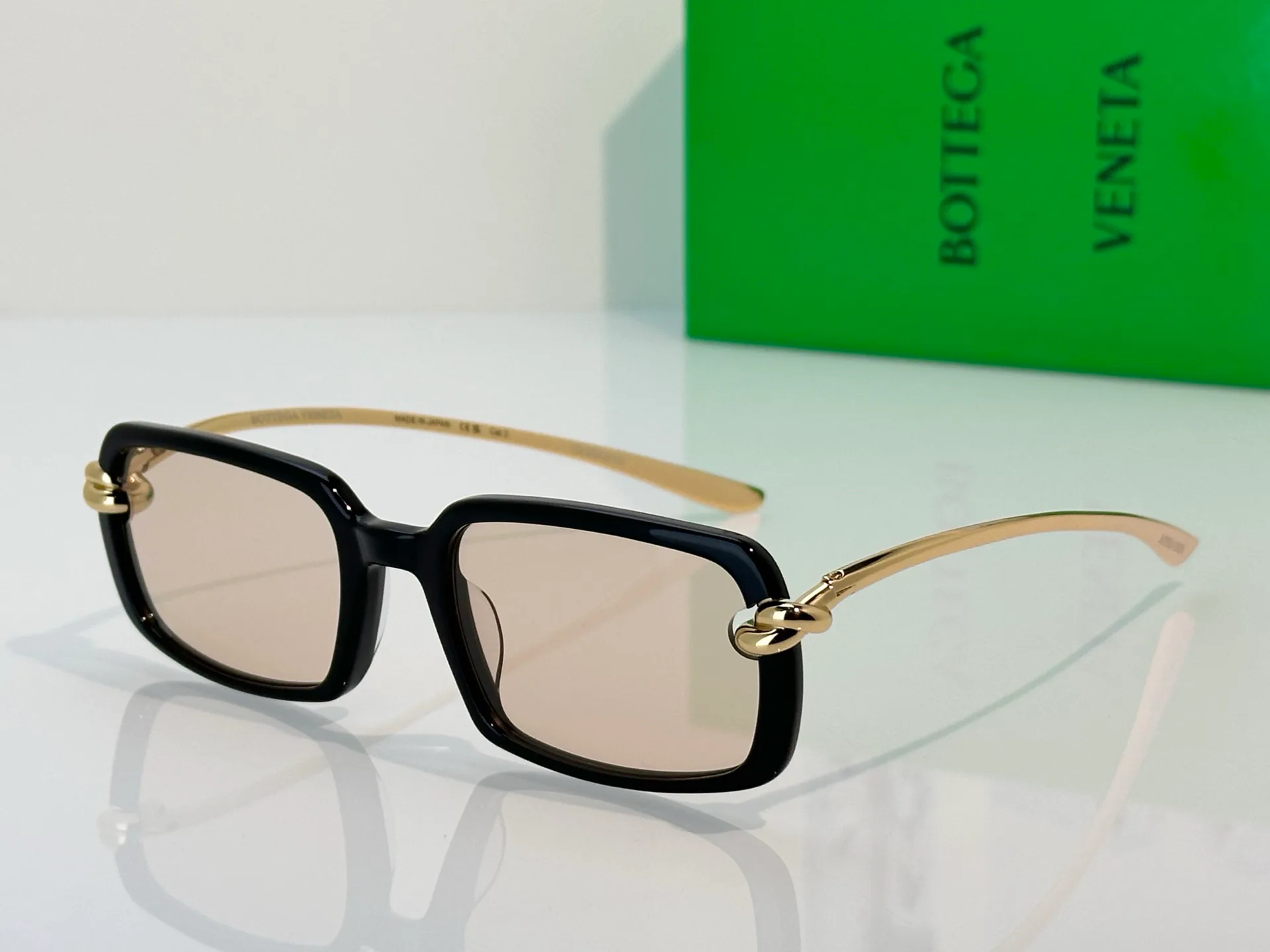 Glasses BOTTEGA VENETA 17465982