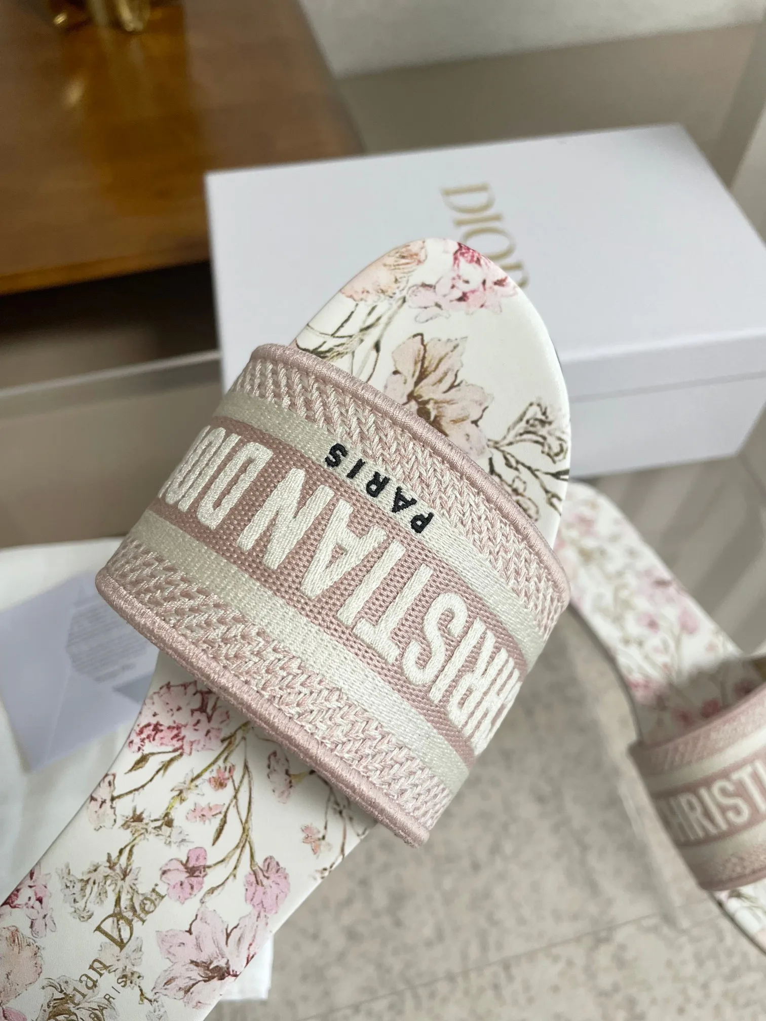 Шлепанцы Женские Christian Dior 18634055