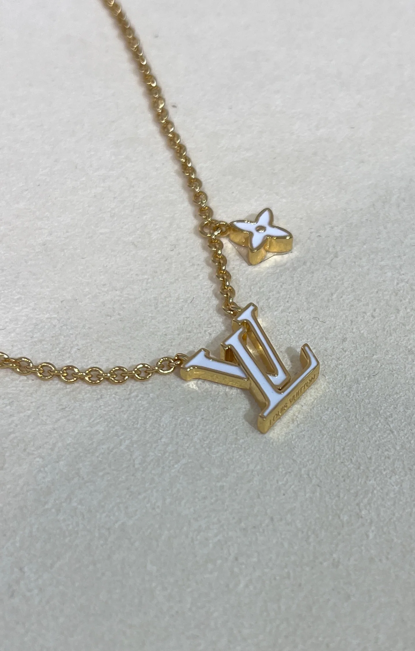 Jewelry LOUIS VUITTON 17819352