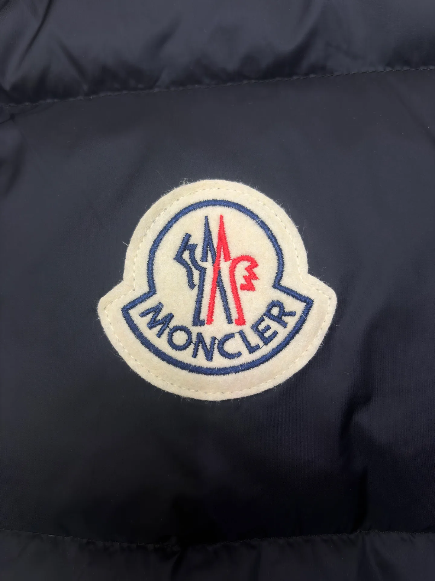 Women's Jackets And Down Jackets MONCLER 17568687