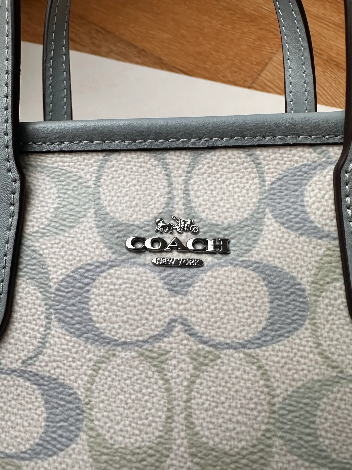 Women's Classic Handbags COACH 17961019