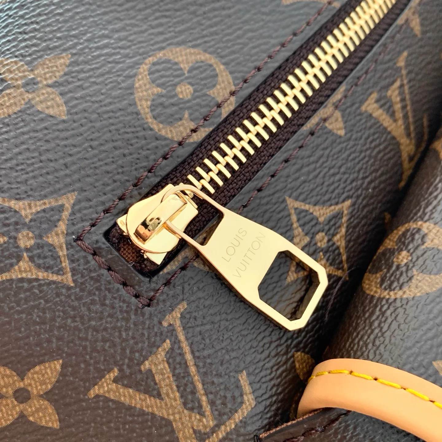Women's Classic Handbags LOUIS VUITTON 18147434