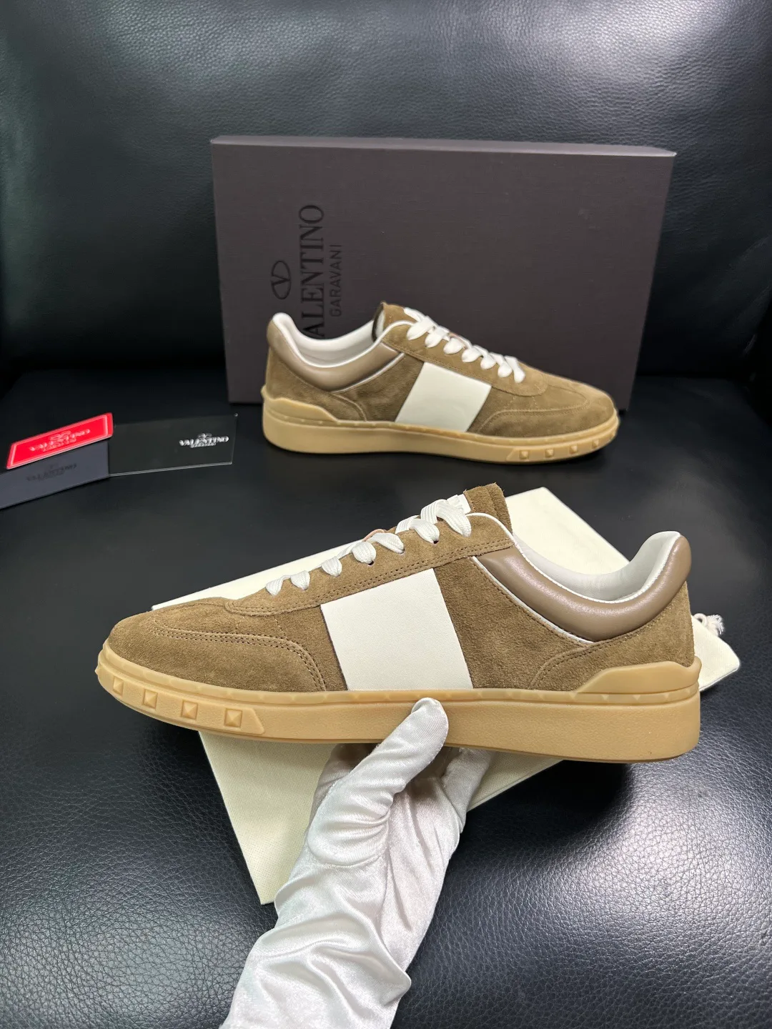 Women's Sneakers VALENTINO 17093909