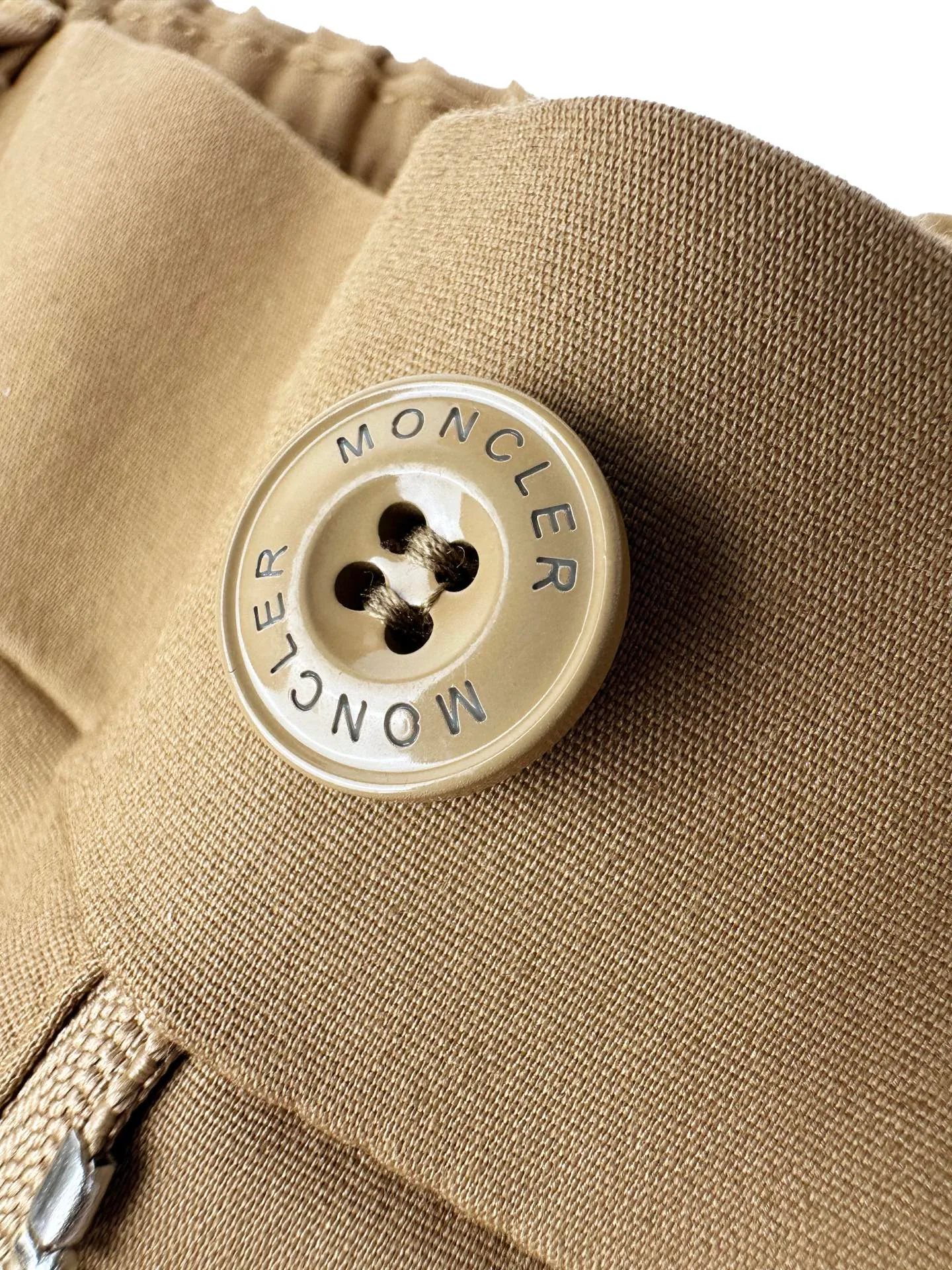 Брюки Мужские Moncler 18639678