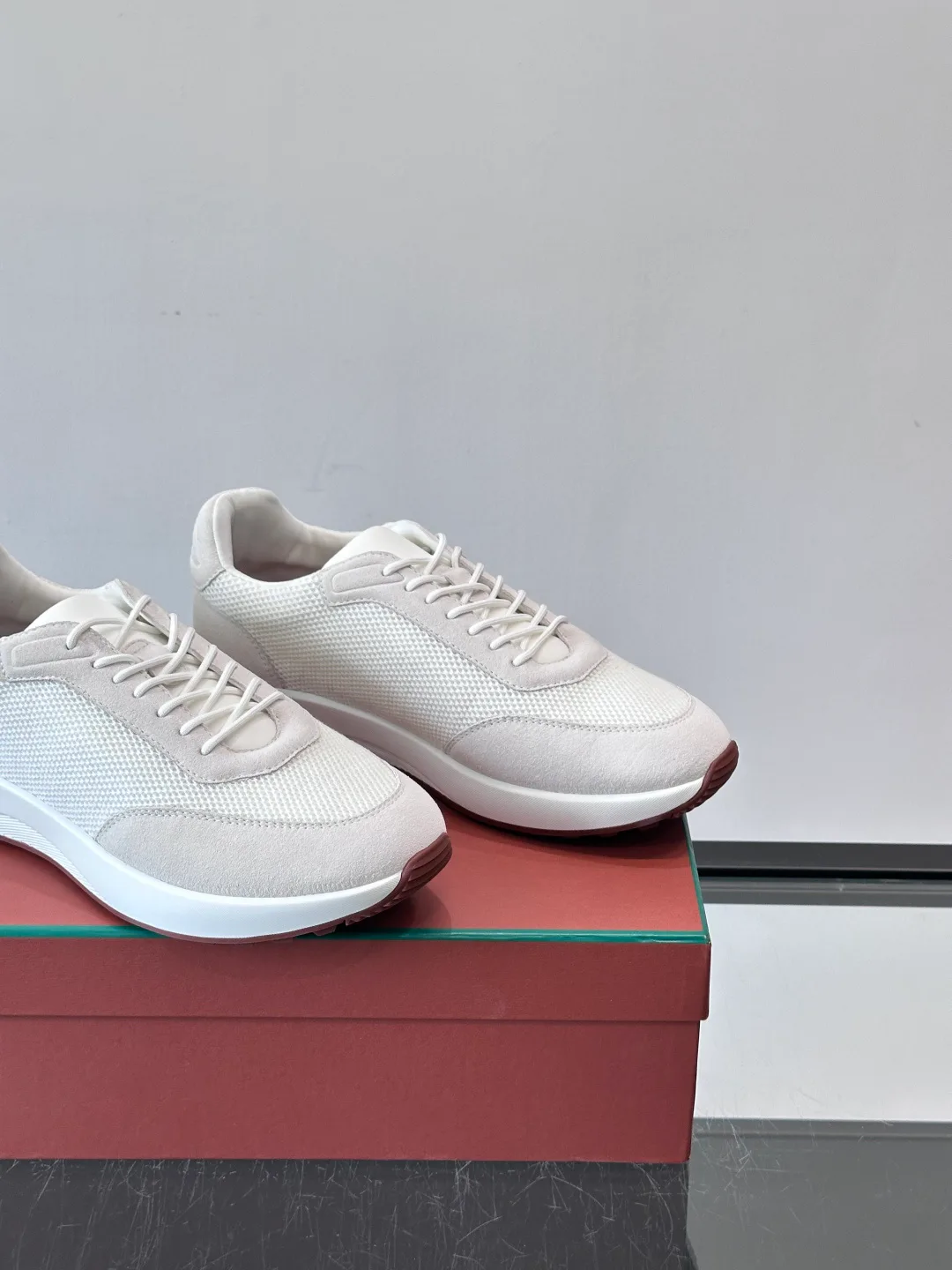 Men's Sneakers LORO PIANA 17730627