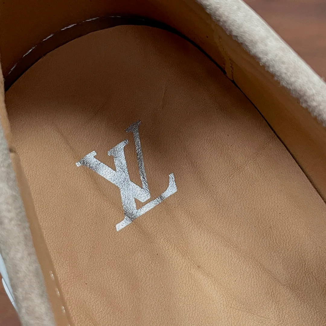 Men's Loafers And Dress Shoes LOUIS VUITTON 17307289