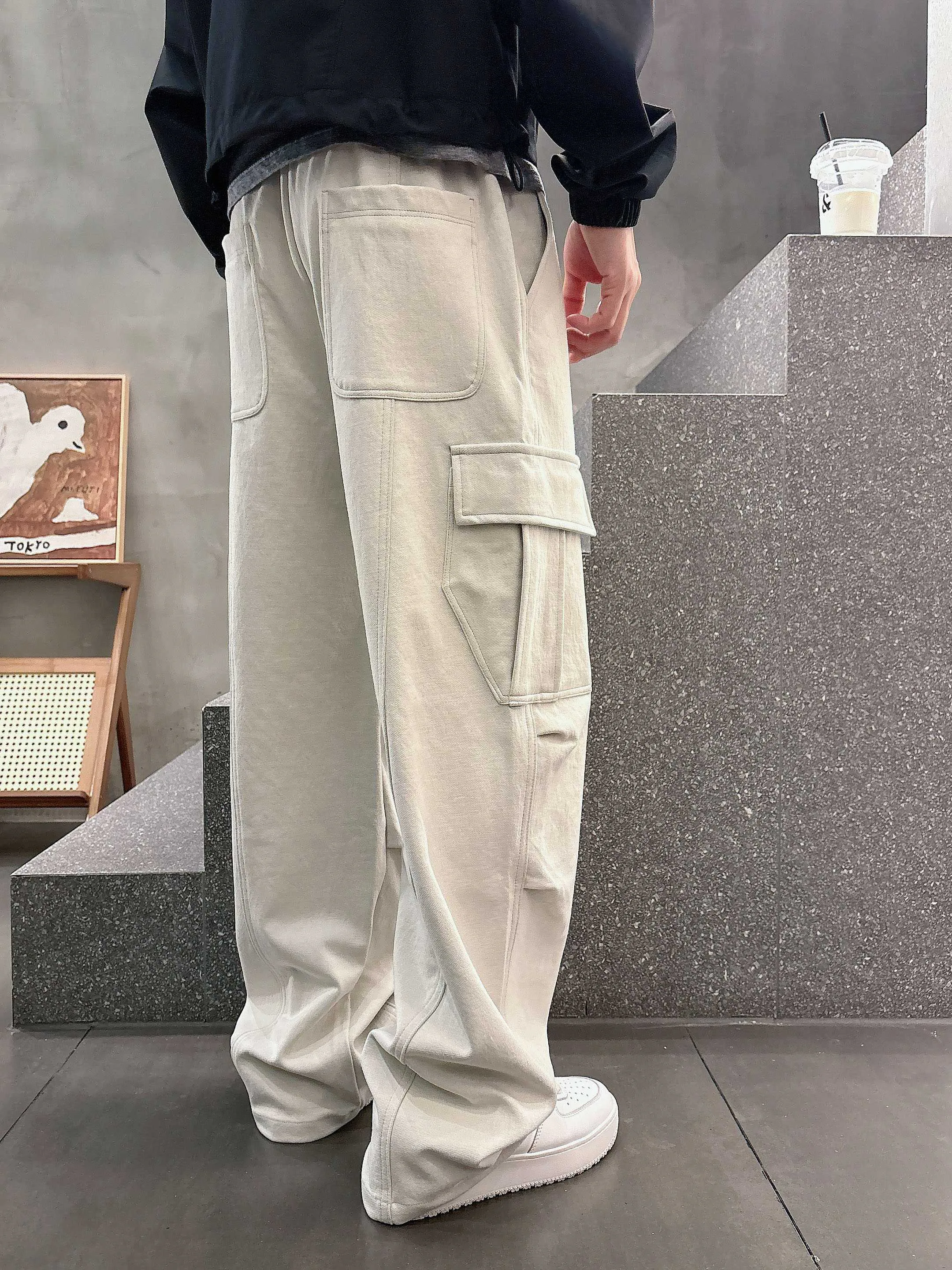Men's Trousers BALENCIAGA 18368676