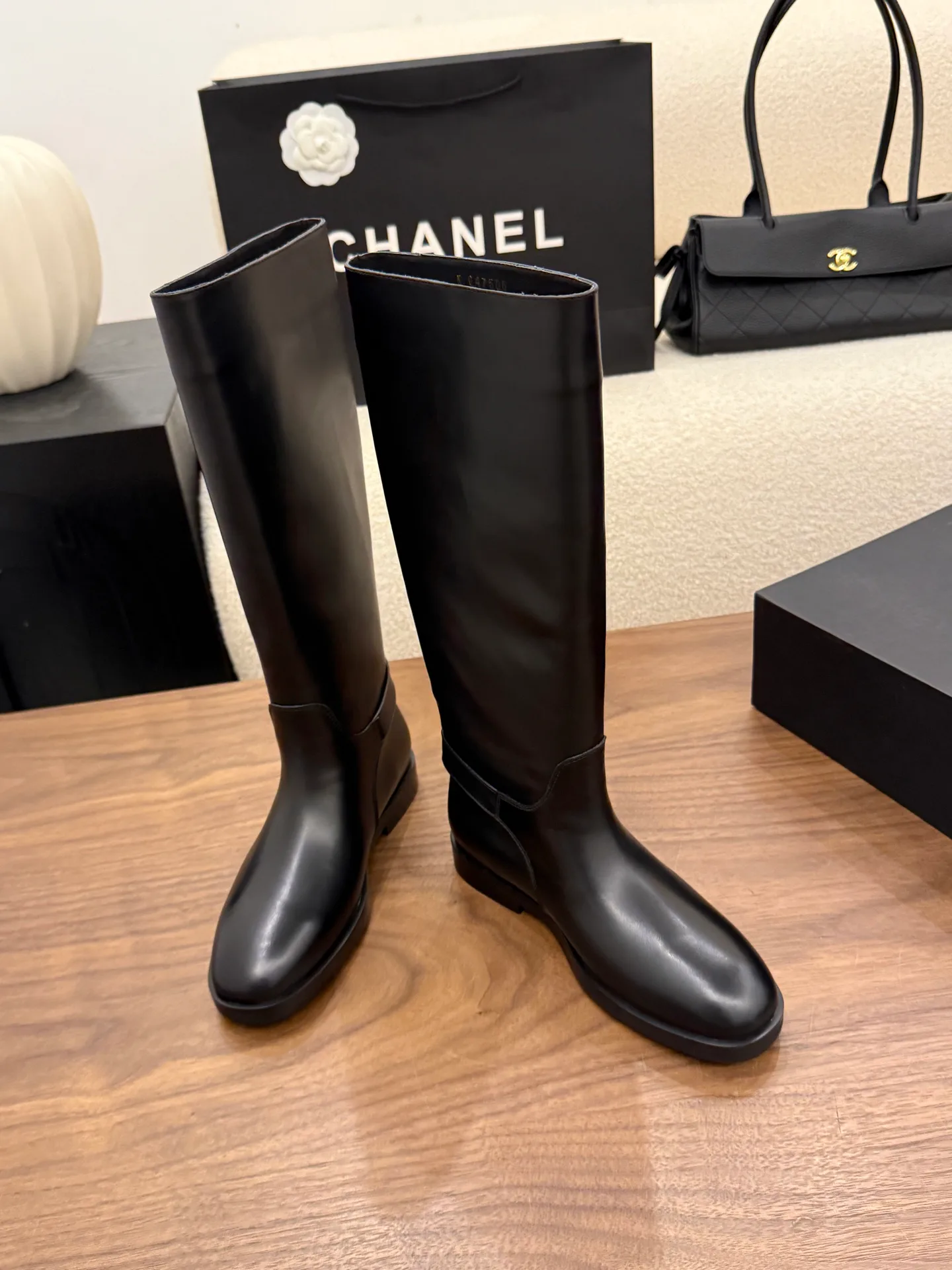 Women's Boots CHANEL 17916931
