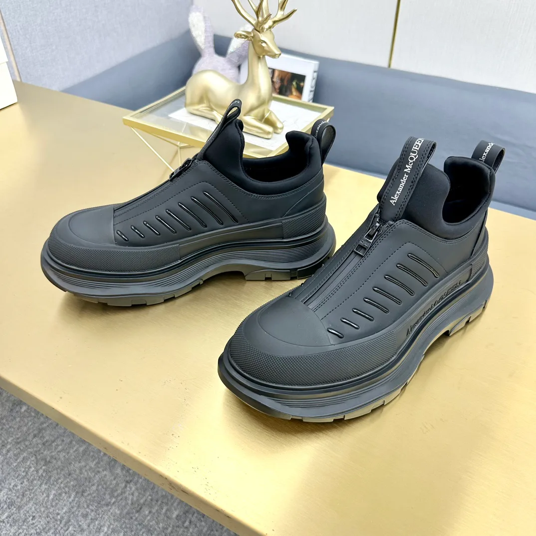 Women's Sneakers ALEXANDER MCQUEEN 18397474