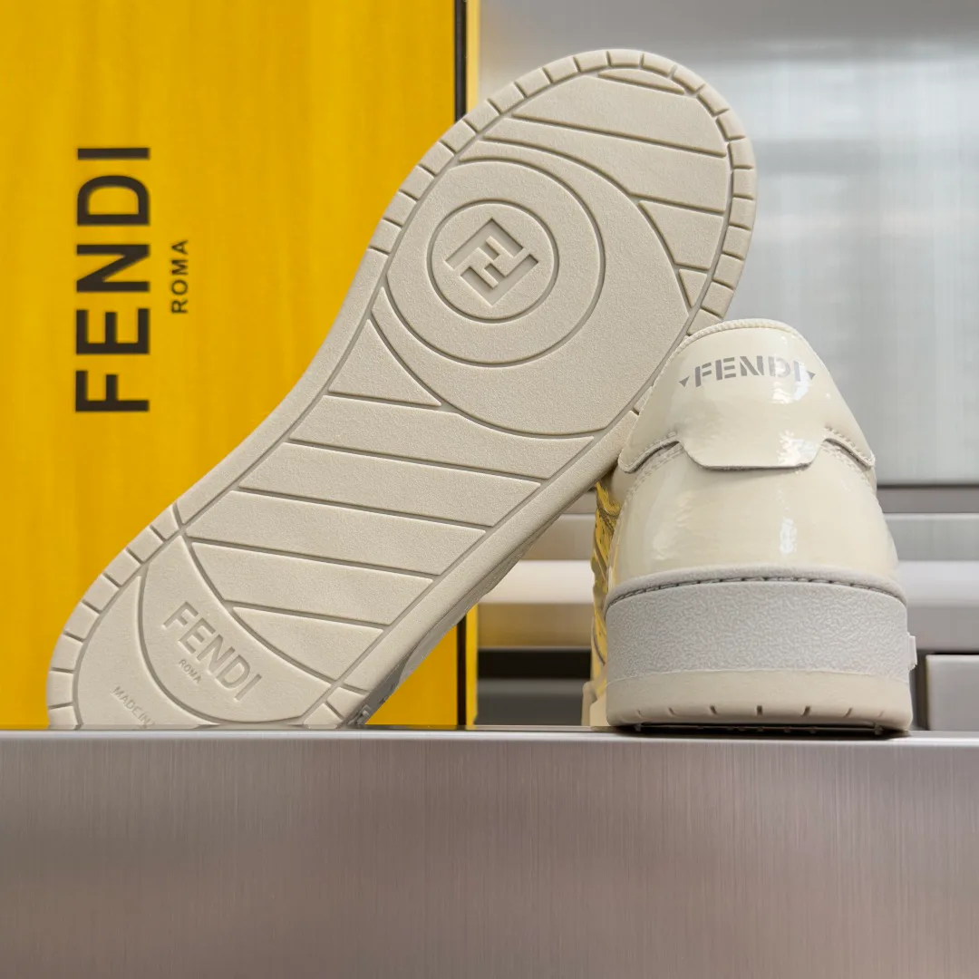 Women's Sneakers FENDI 17729638