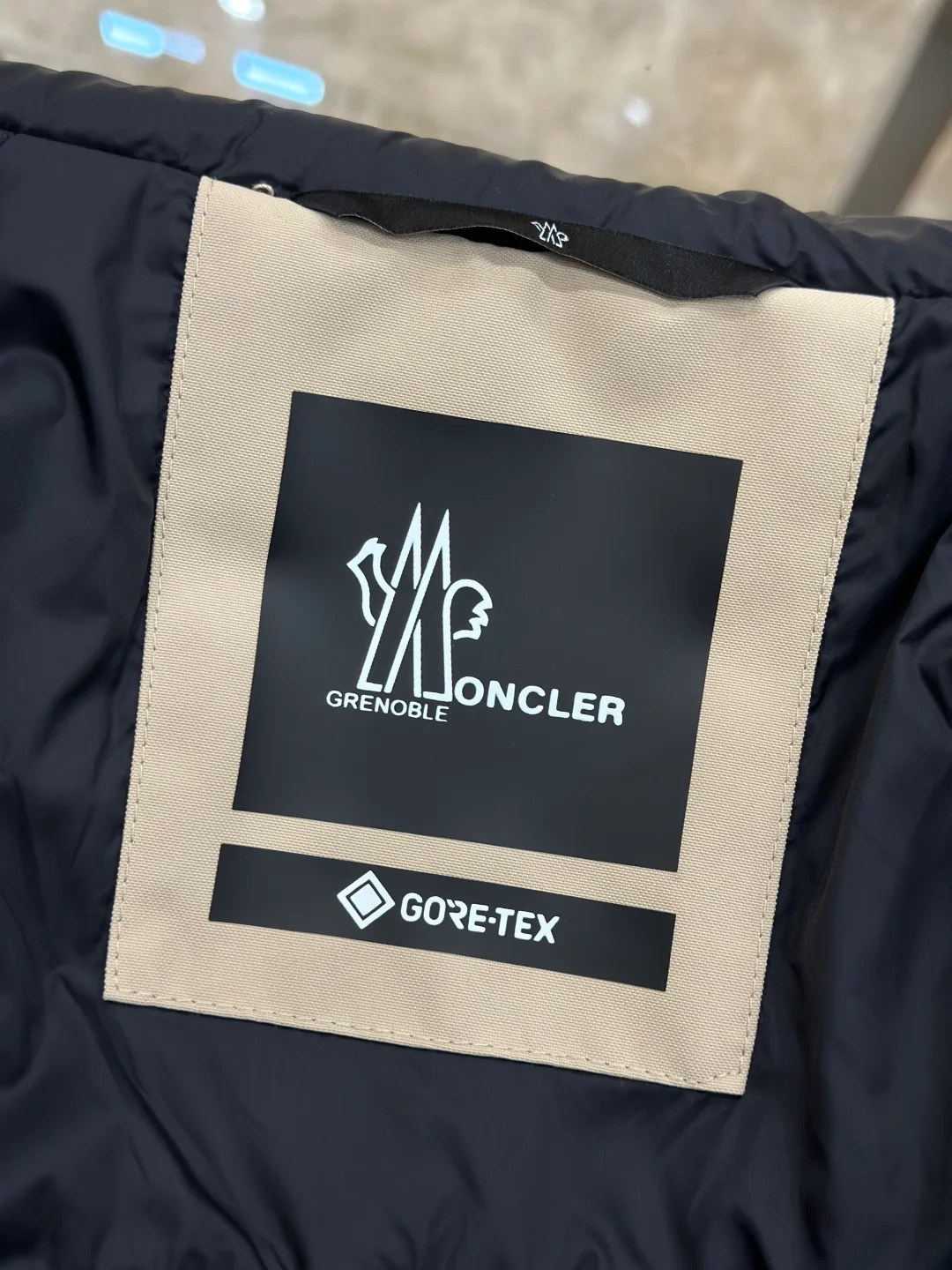 Men's Jackets And Down Jackets MONCLER 18359911