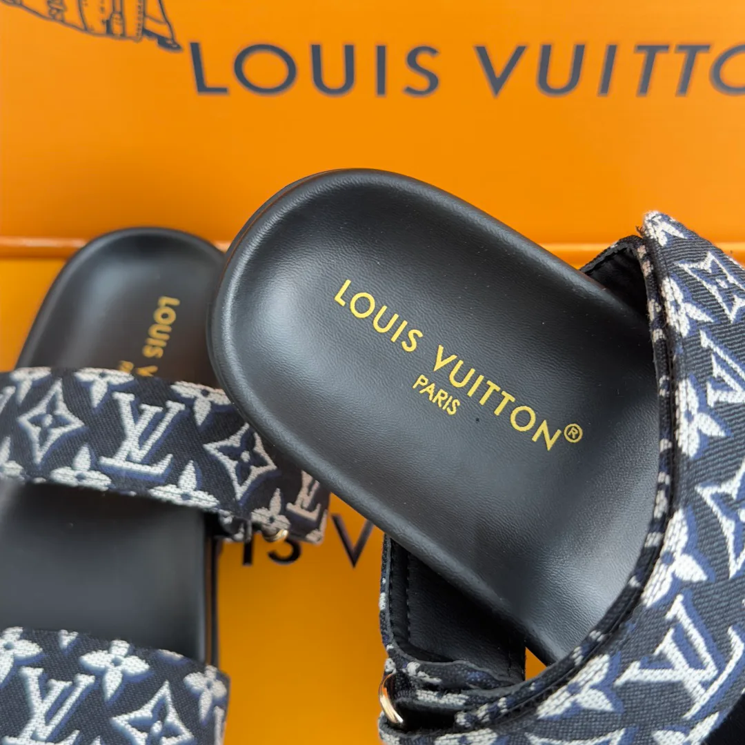 Women's Flip-Flops LOUIS VUITTON 17780721