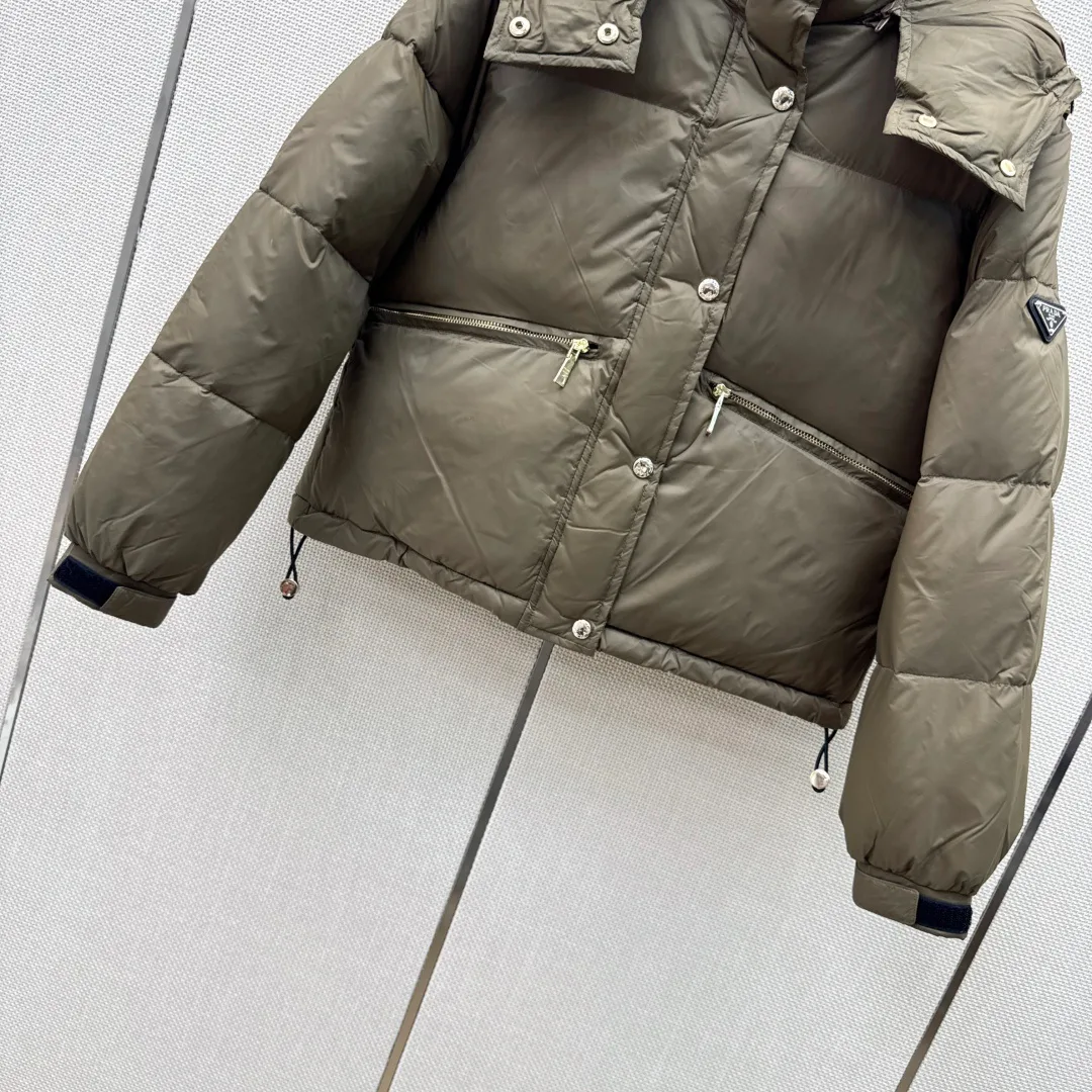 Women's Jackets And Down Jackets PRADA 18398213