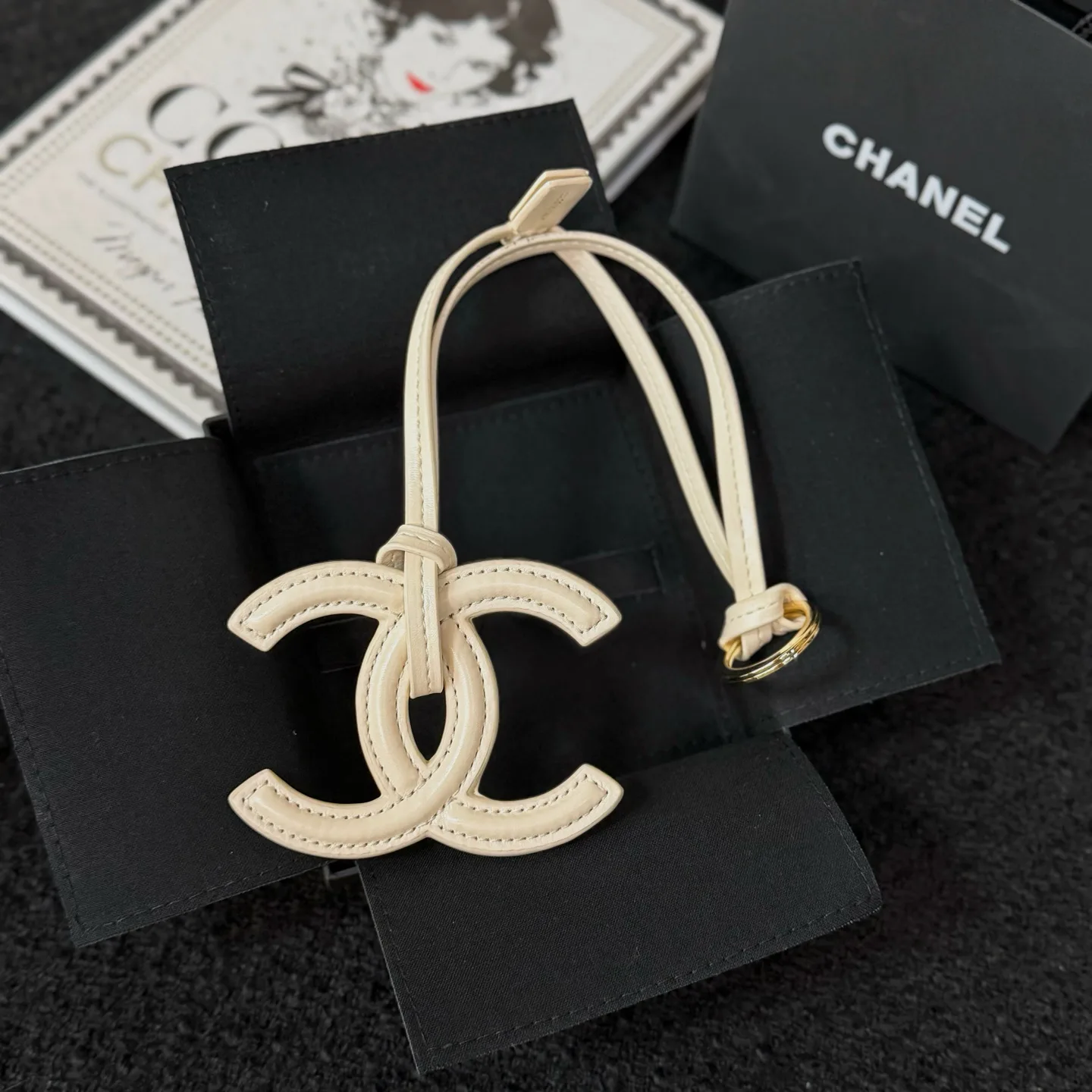 Key Cases CHANEL 17886400