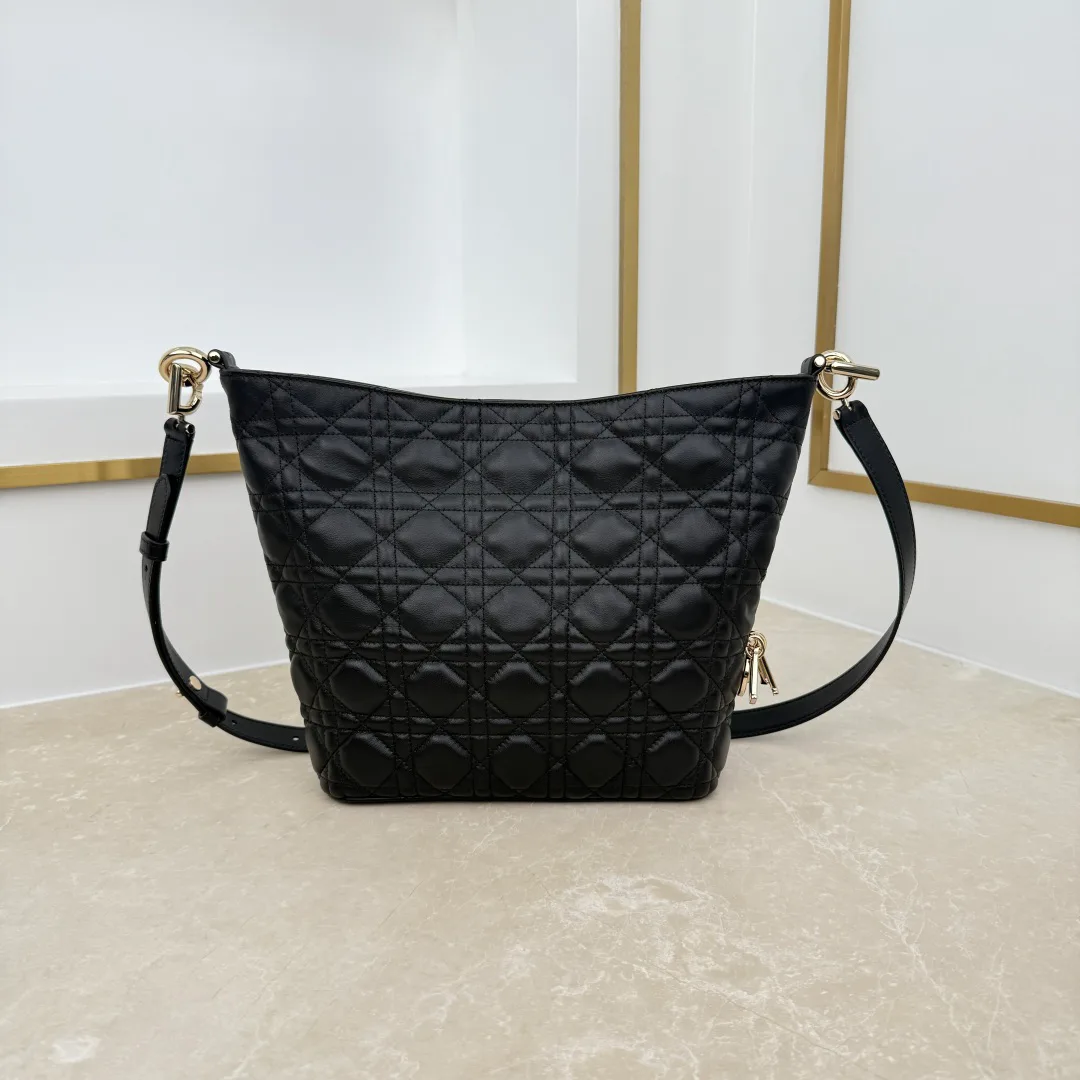 Women's Classic Handbags CHRISTIAN DIOR 18116286