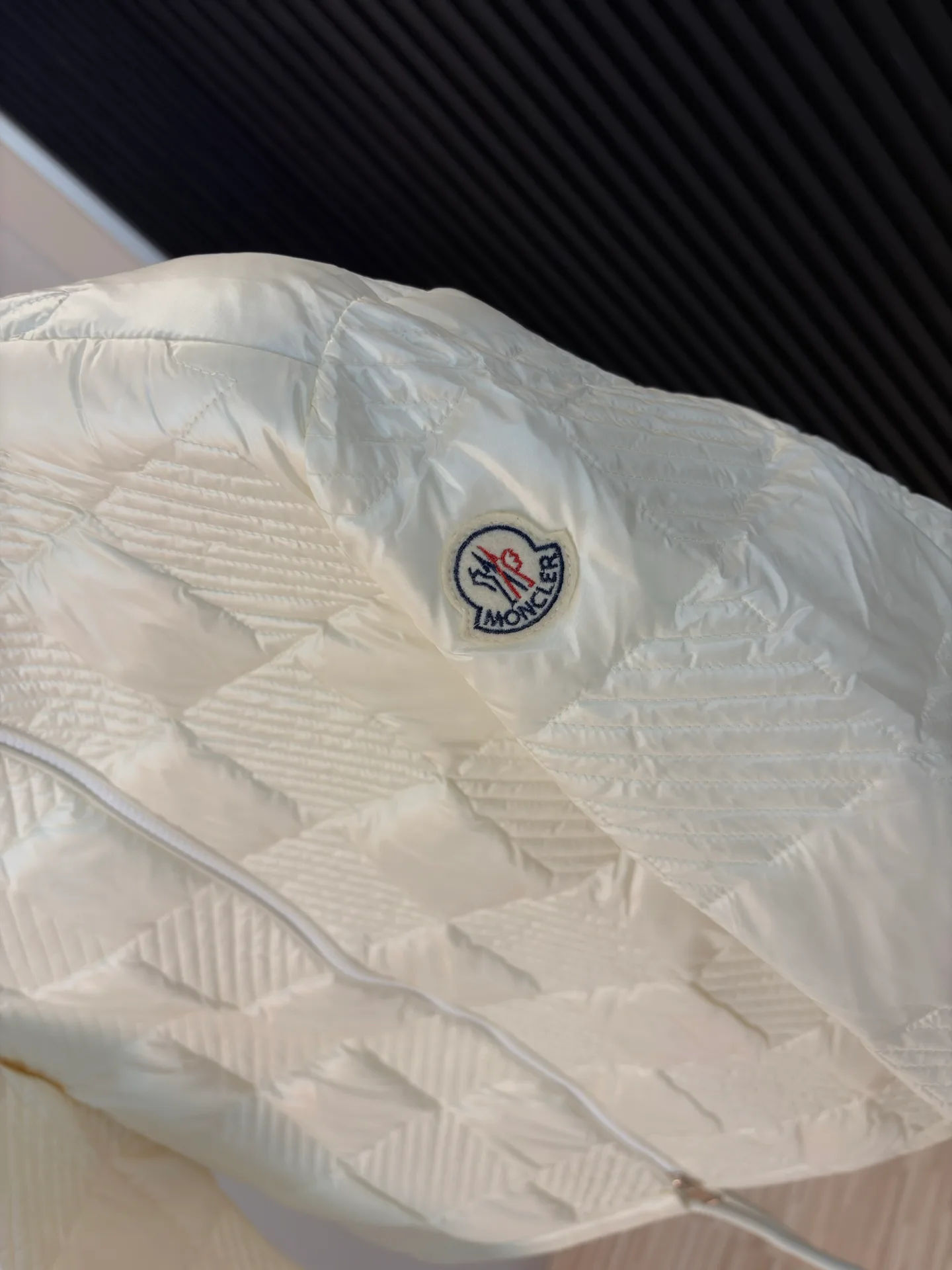 Men's Jackets And Down Jackets MONCLER 18434680