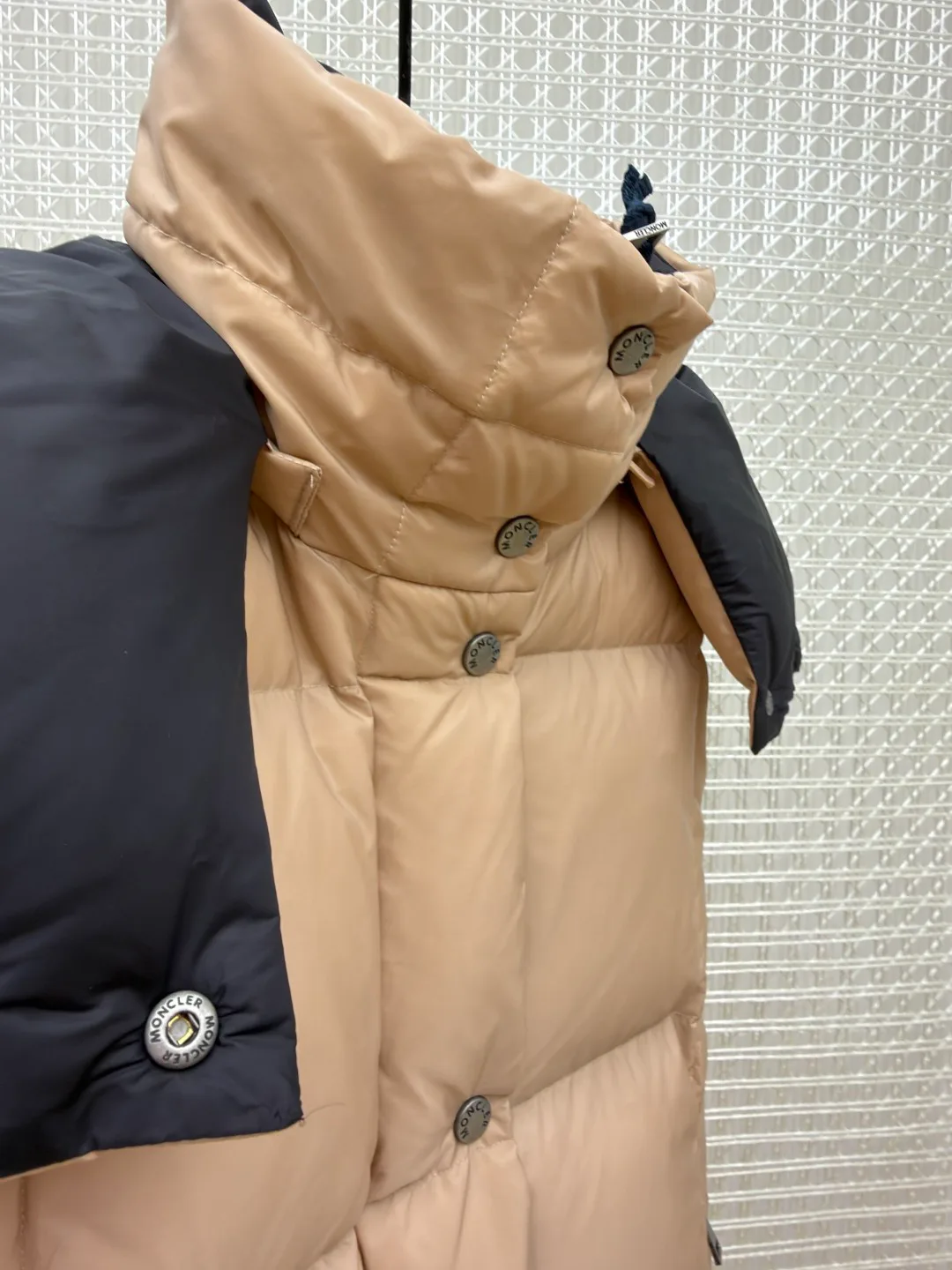 Жилеты Мужские Moncler 18612884
