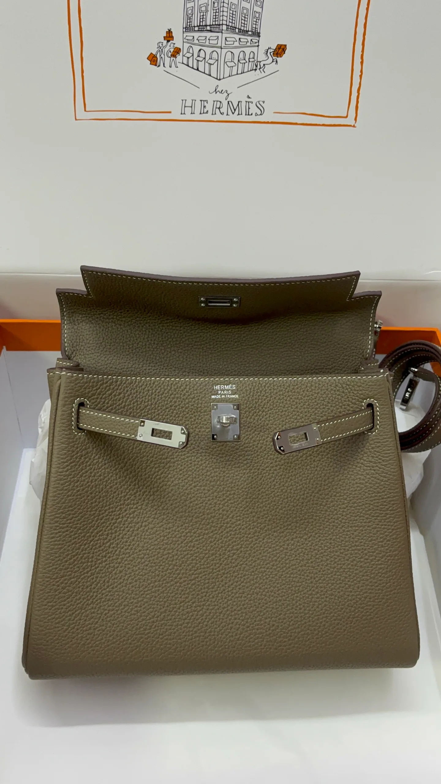 Women's Classic Handbags HERMES 18203209