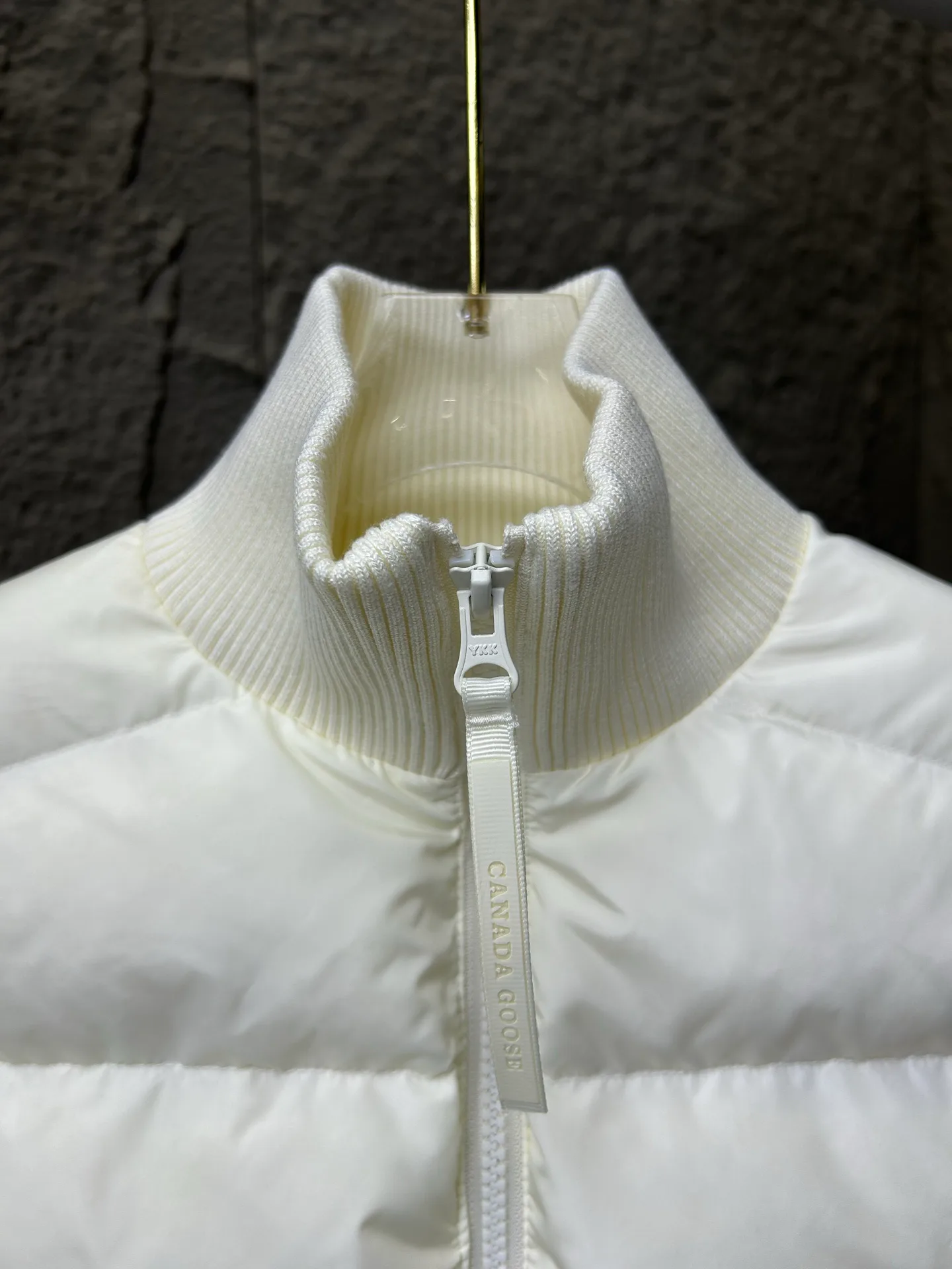Куртки И Пуховики Женские Canada Goose 18562689