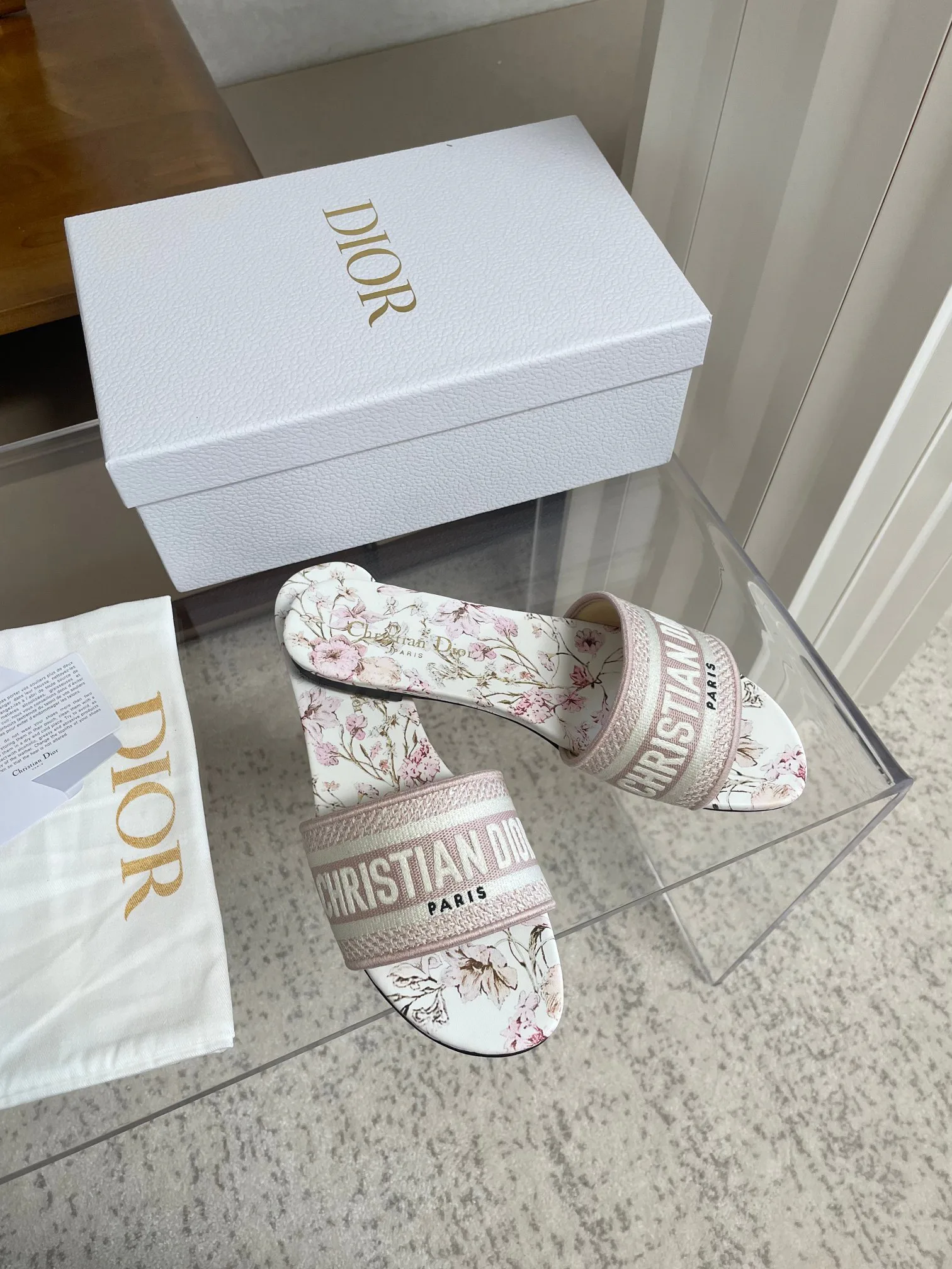 Шлепанцы Женские Christian Dior 18634055