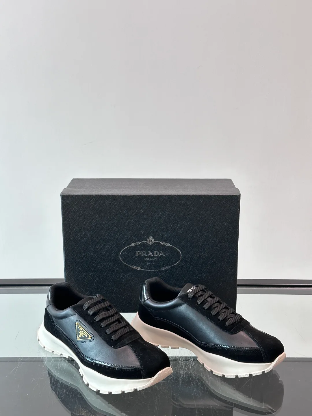 Women's Sneakers PRADA 18500610