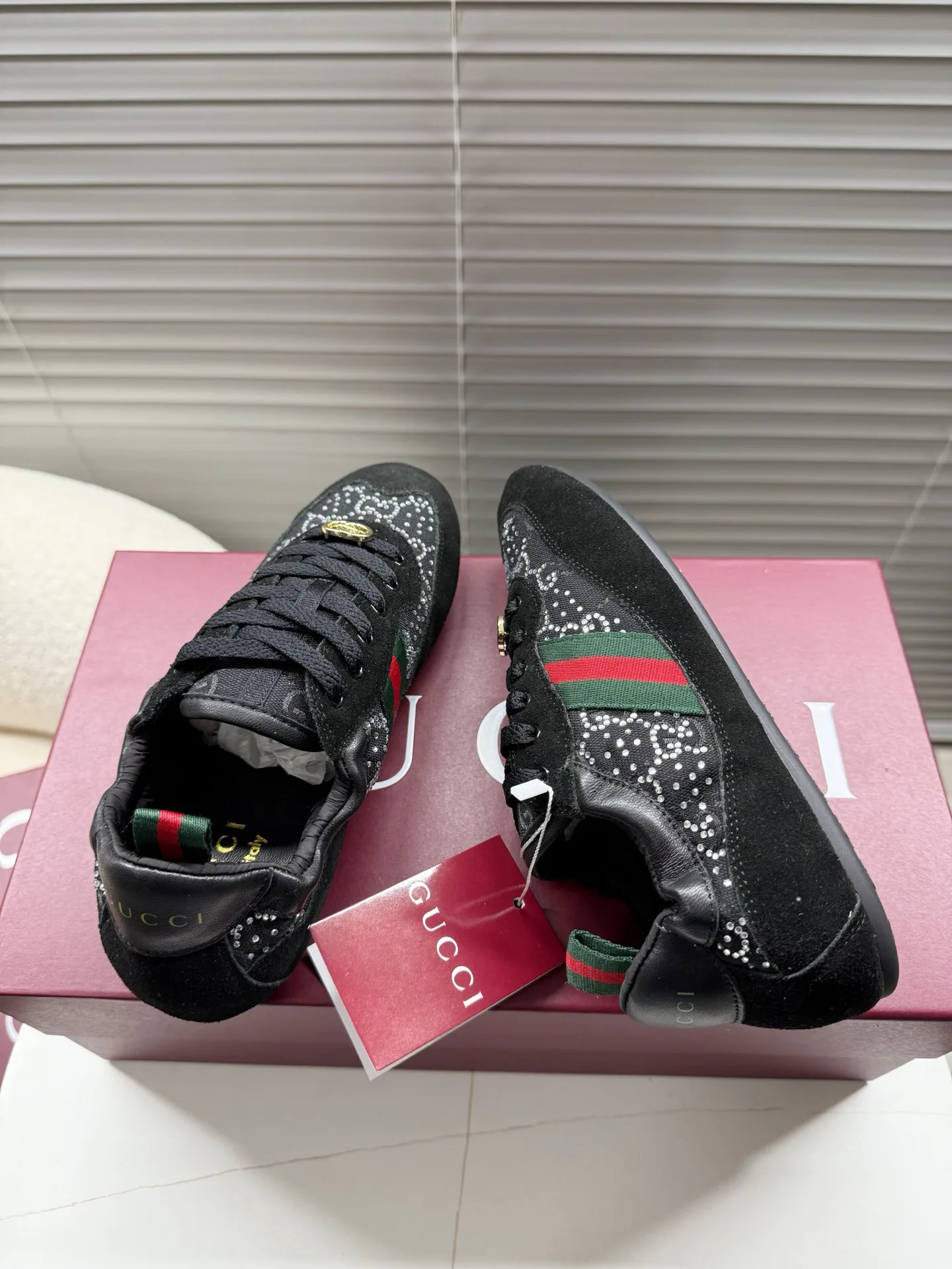 Women's Sneakers GUCCI 17016281