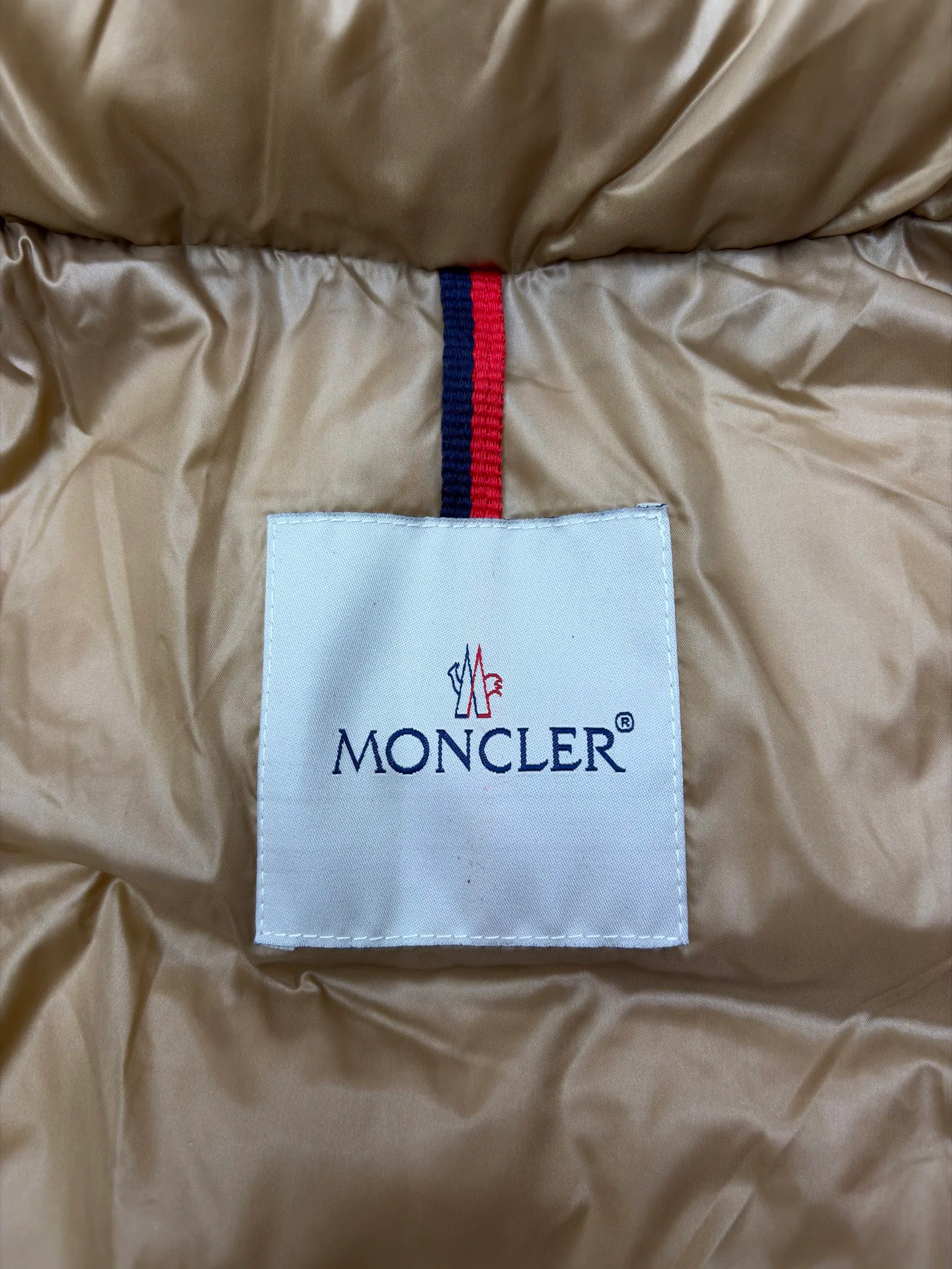 Women's Jackets And Down Jackets MONCLER 17568655