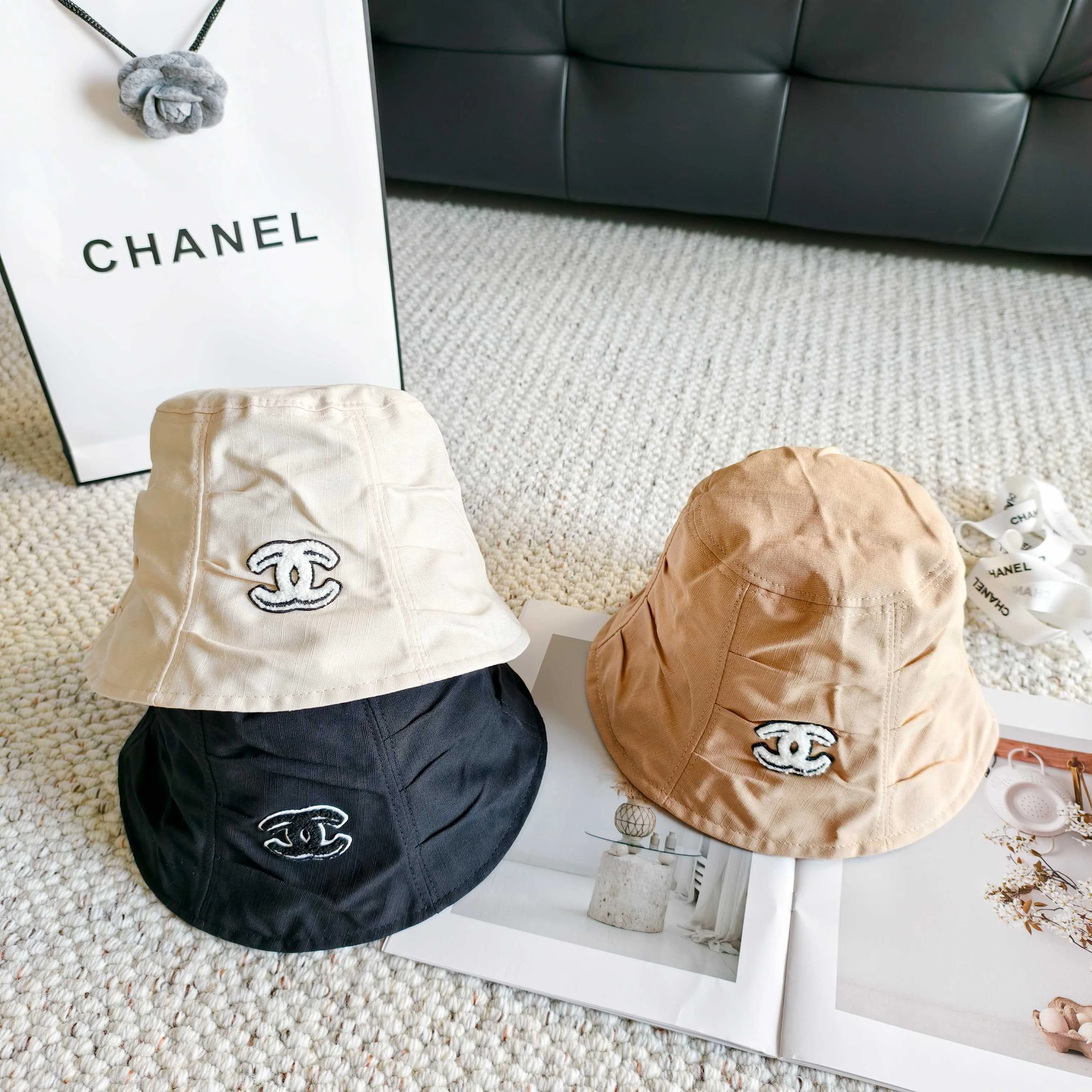Hats CHANEL 17498327