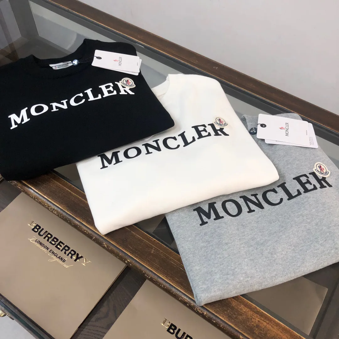 Men's Jumpers And Sweaters MONCLER 18002353