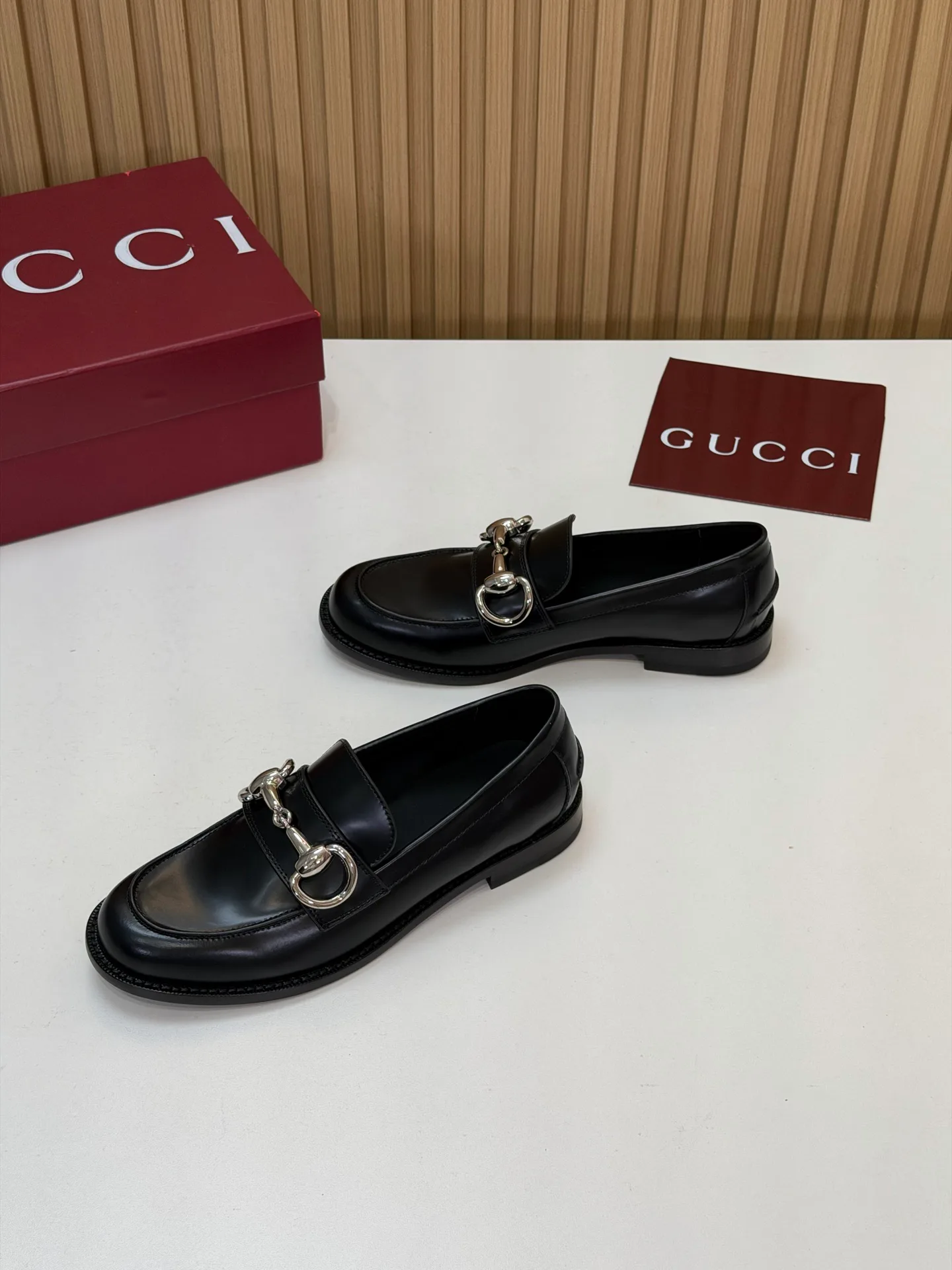 Women's Loafers And Moccasins GUCCI 18152941