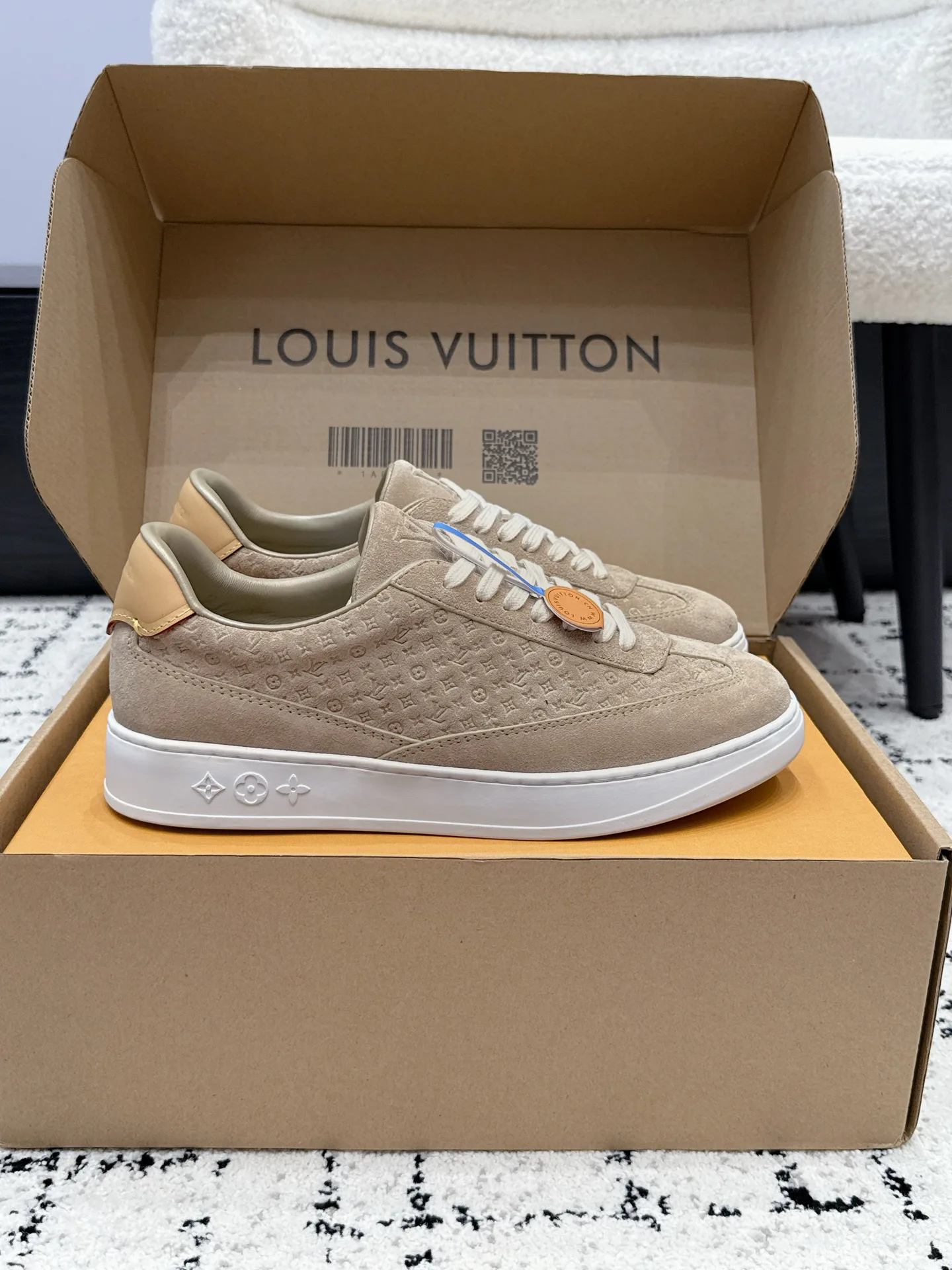 Men's Sneakers LOUIS VUITTON 17522825