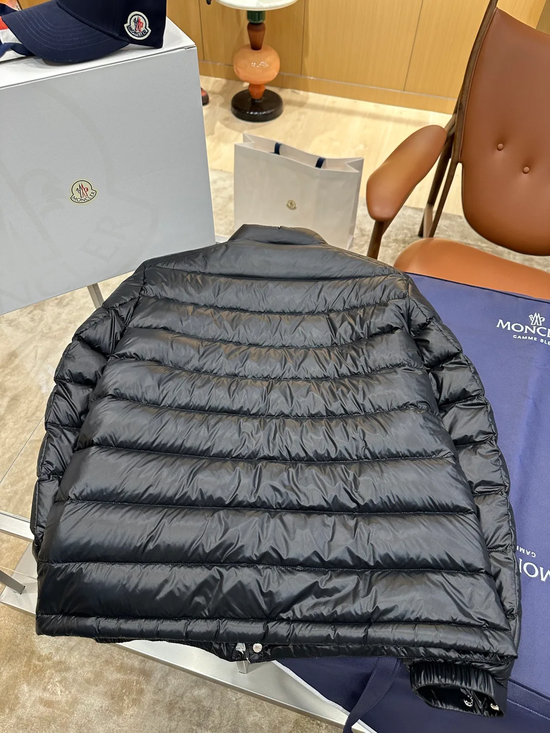 Men's Jackets And Down Jackets MONCLER 18260879