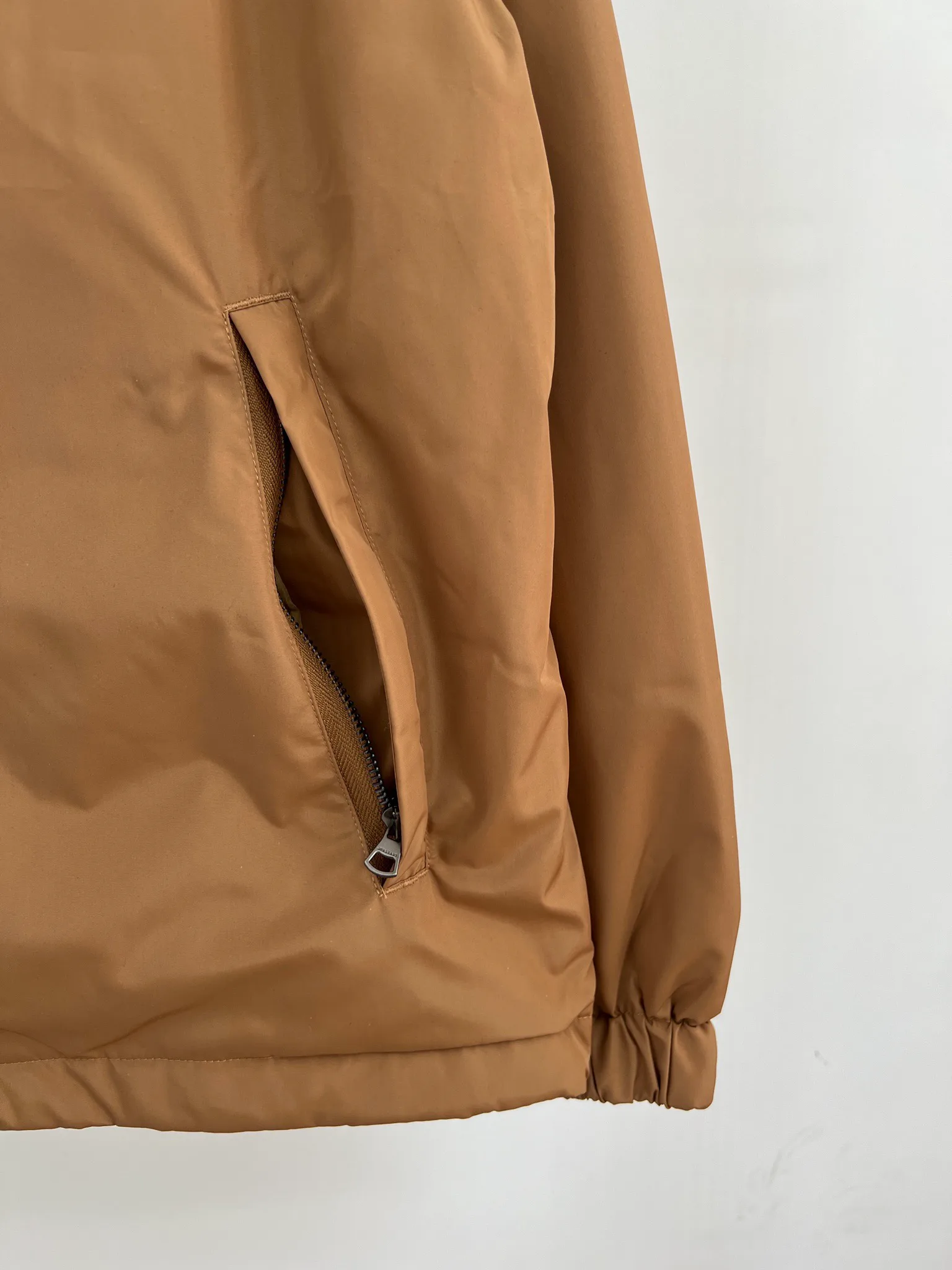Women's Jackets And Down Jackets BURBERRY 18415755