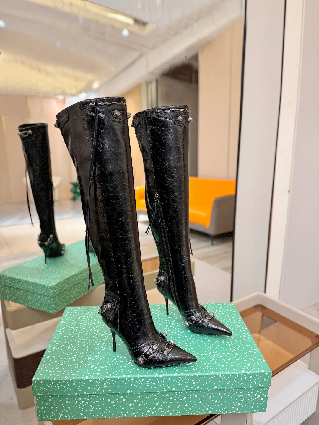 Women's Boots BALENCIAGA 18521354