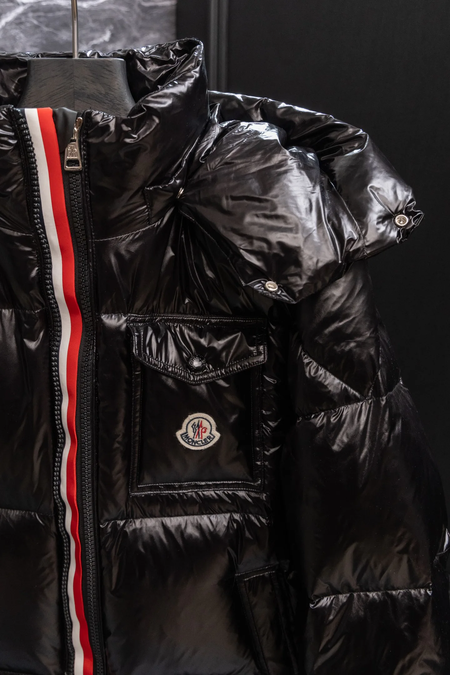 Men's Jackets And Down Jackets MONCLER 18179527