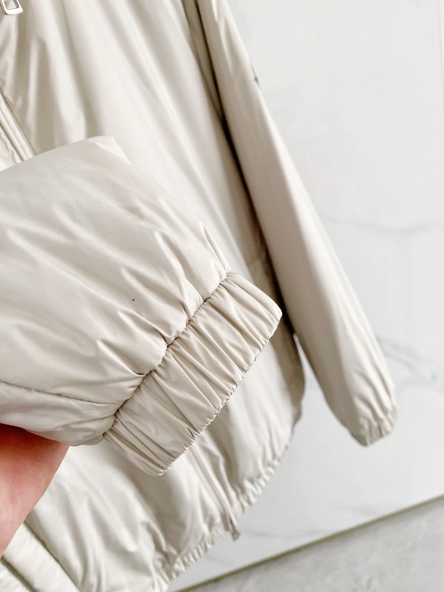 Men's Jackets And Down Jackets MONCLER 17993173